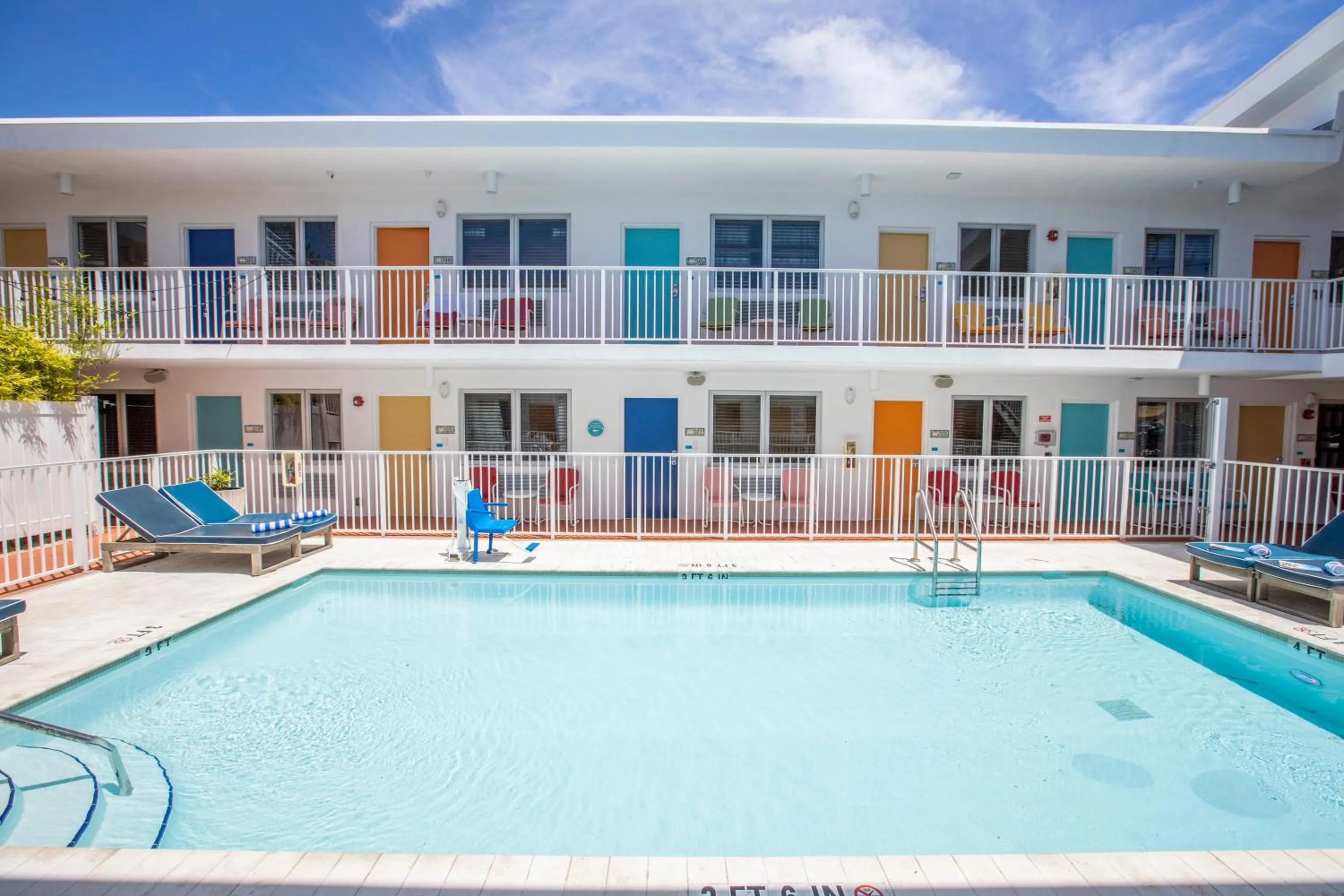 Day in Waterside Hotel and Suites