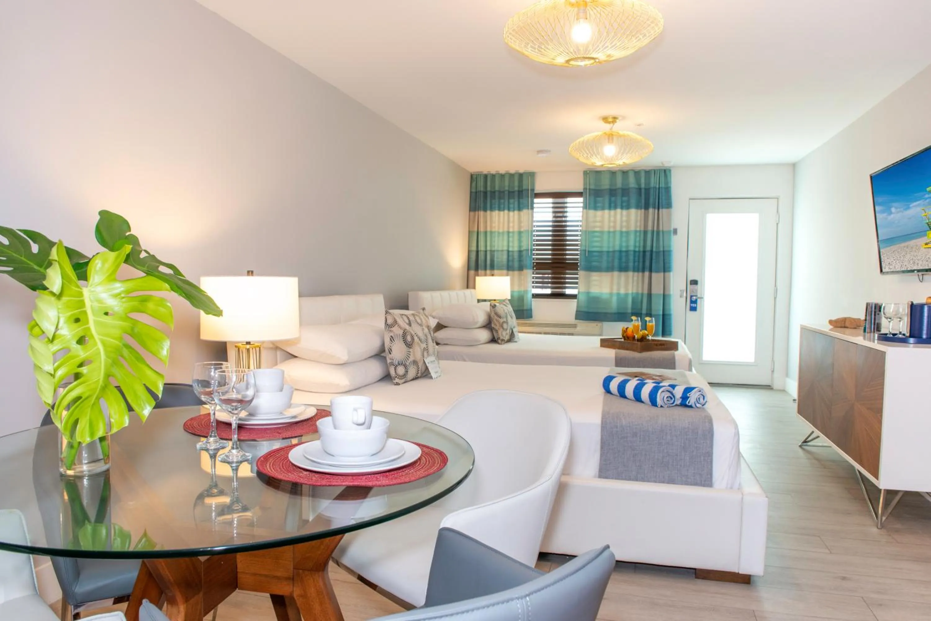 Bed in Waterside Hotel and Suites