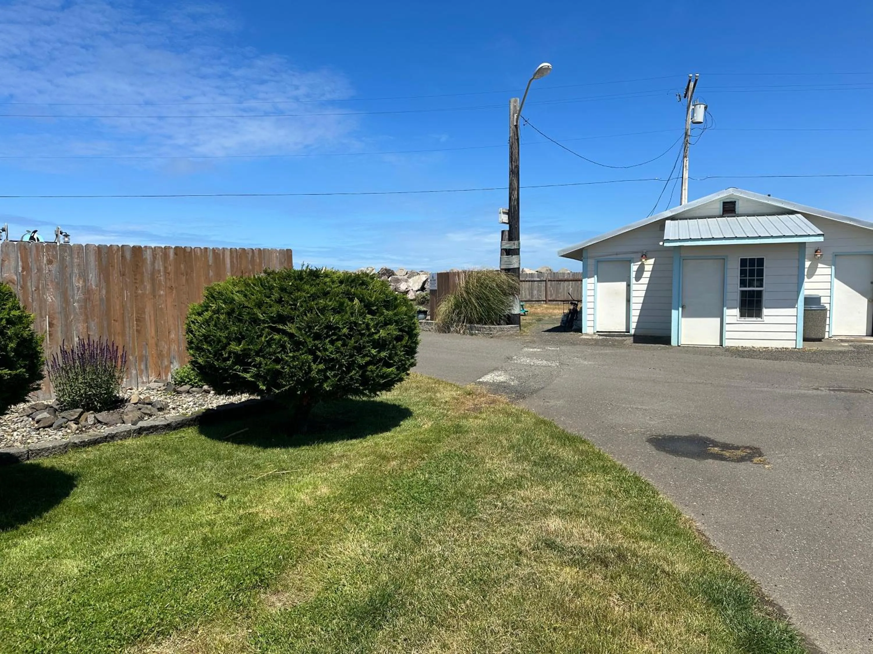 Facade/entrance in Westport Marina Cottages