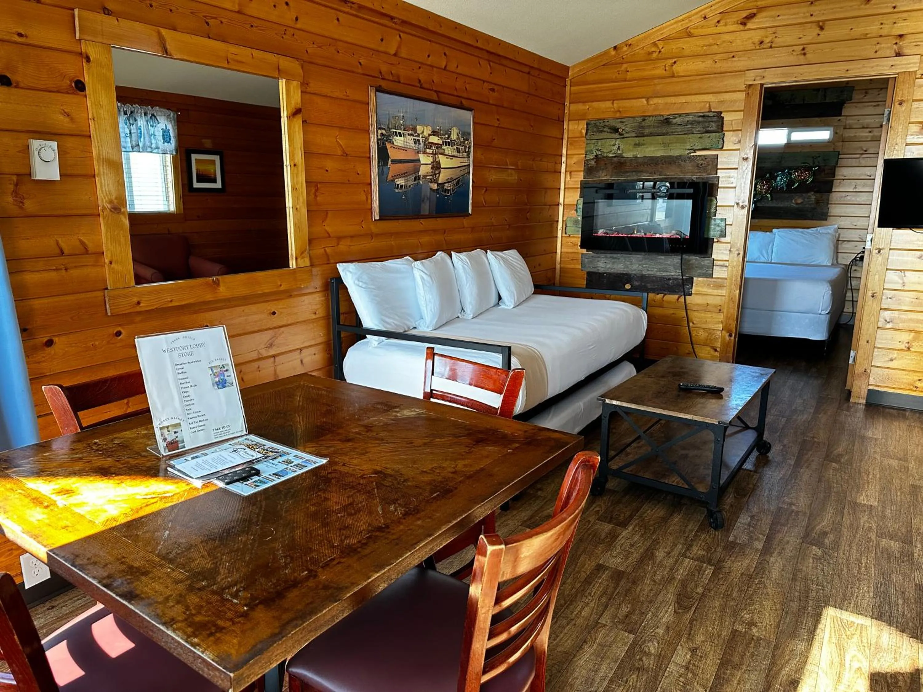 Bedroom in Westport Marina Cottages