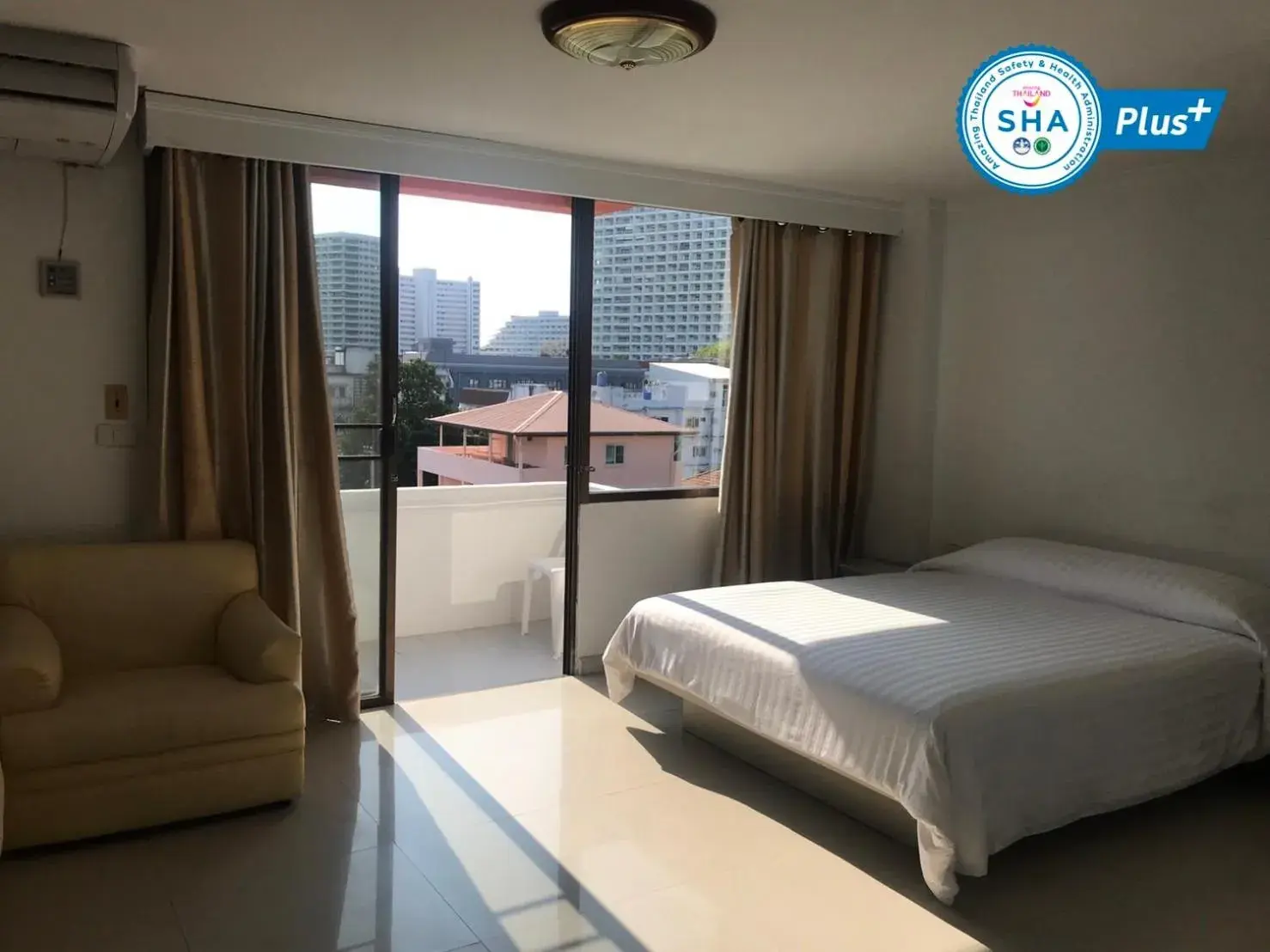 Bed in Jomtien Longstay Hotel - SHA Plus Certified Bed in Jomtien Longstay Hotel - SHA Plus Certified