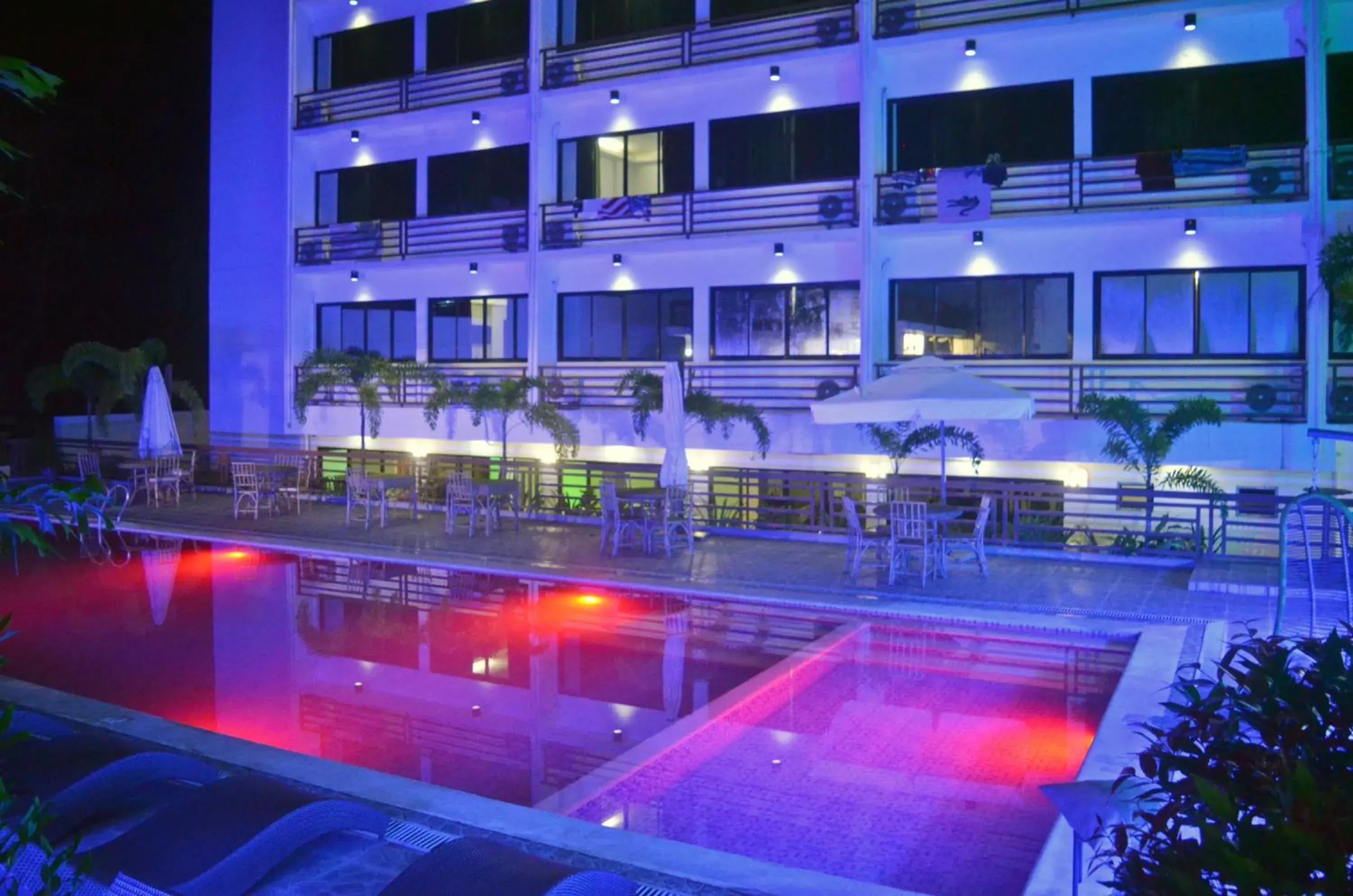 Property building in Villa Israel Ecopark El Nido Property building in Villa Israel Ecopark El Nido