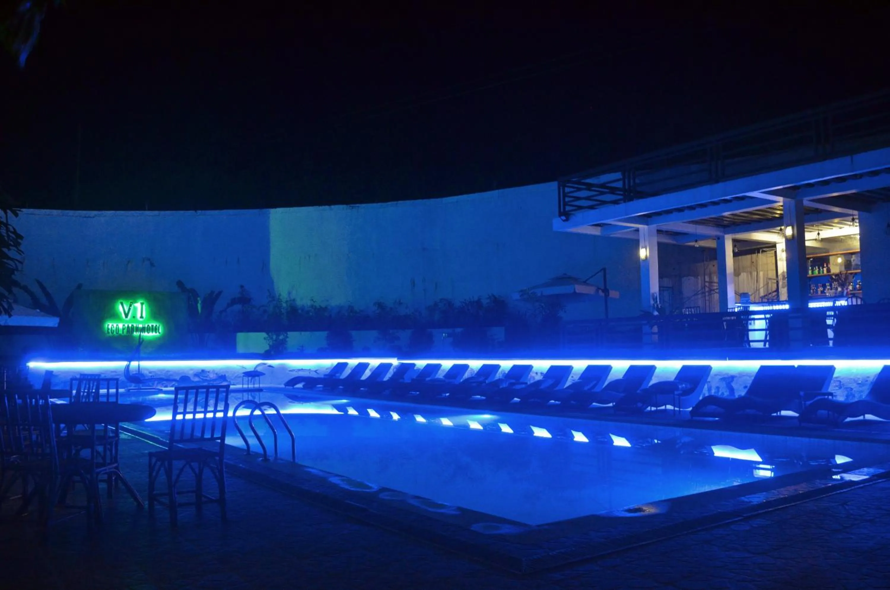 Swimming pool in Villa Israel Ecopark El Nido