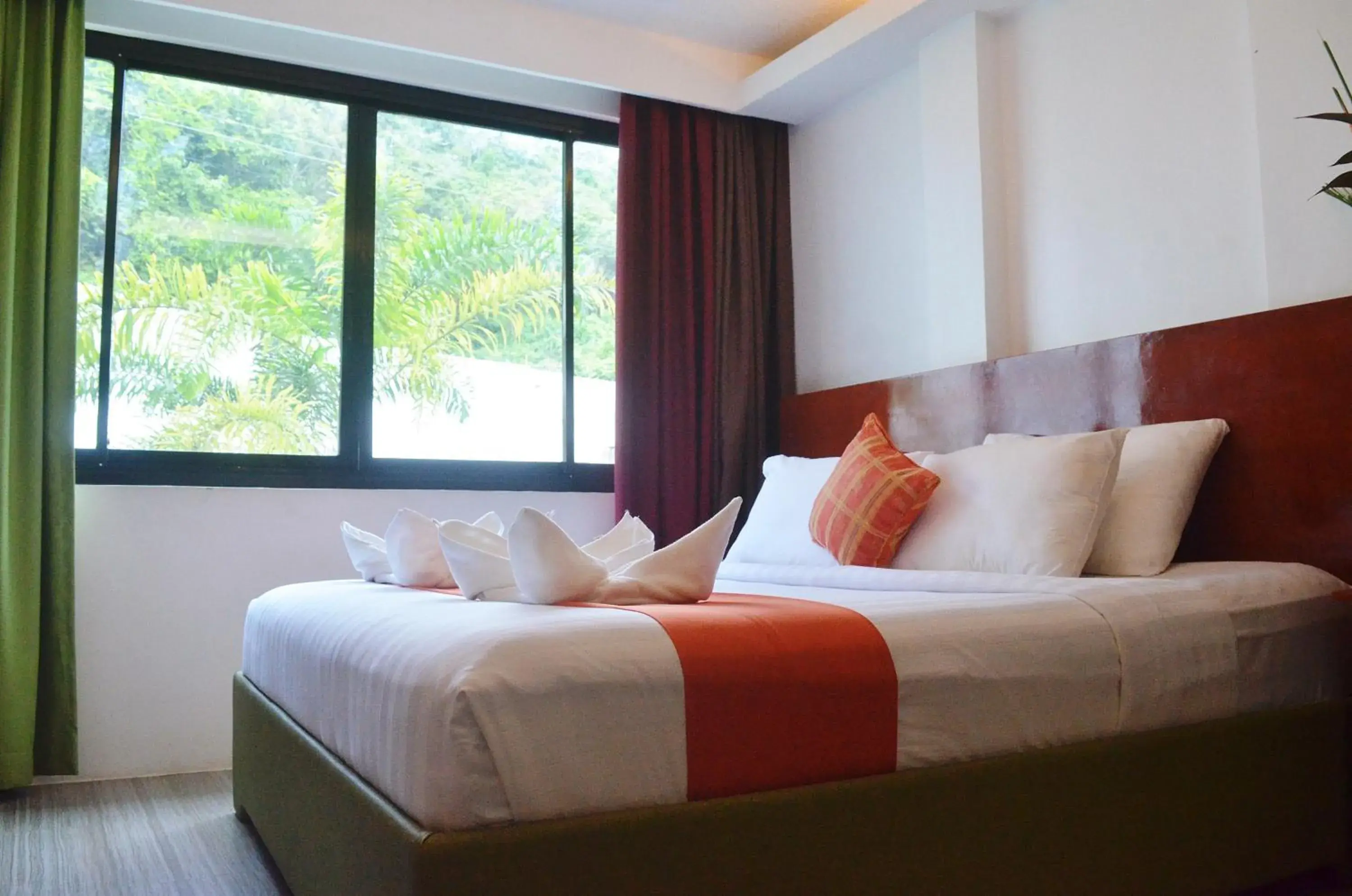 Bed in Villa Israel Ecopark El Nido Bed in Villa Israel Ecopark El Nido