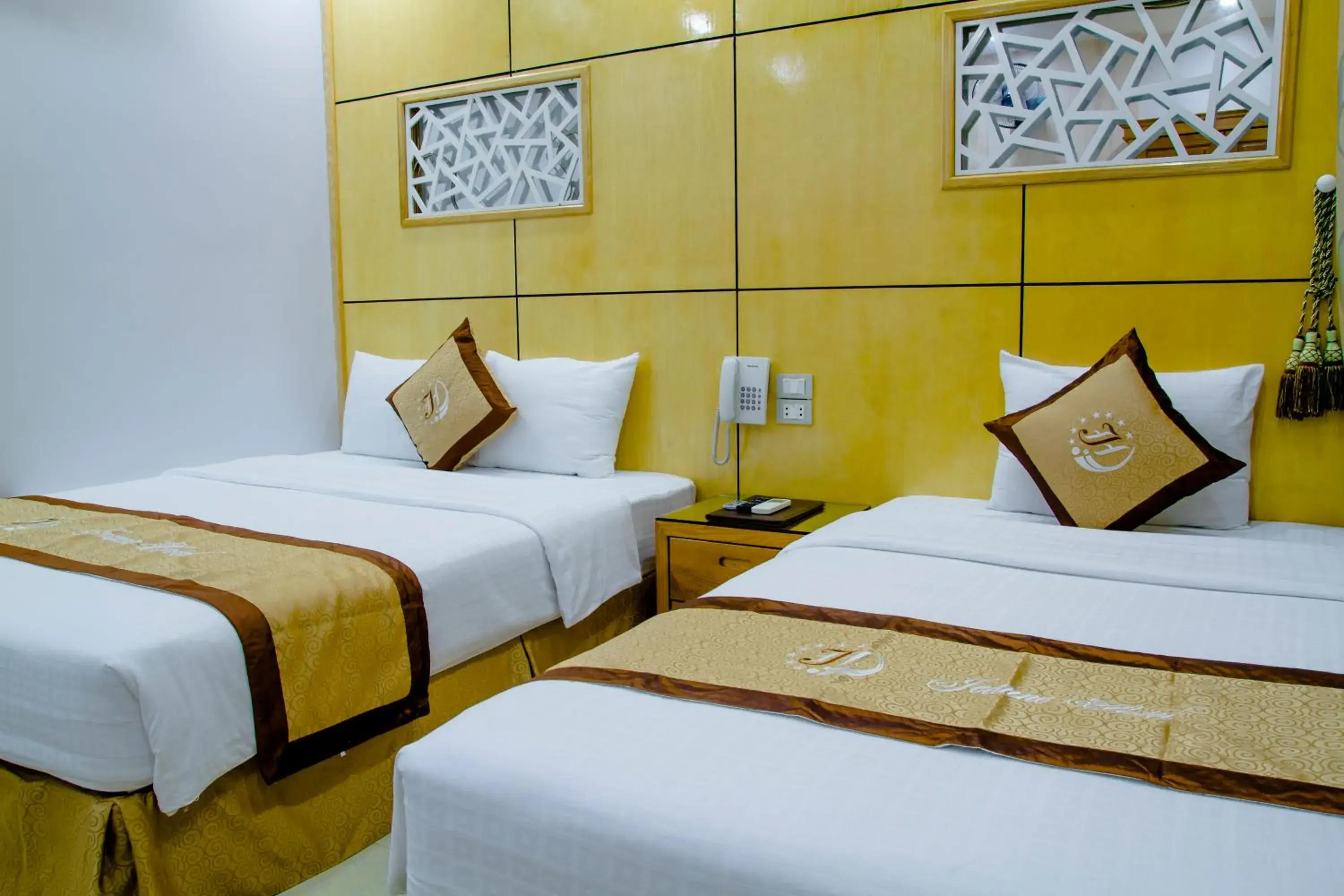 Photo of the whole room, Bed in Jeanne Hotel Photo of the whole room, Bed in Jeanne Hotel