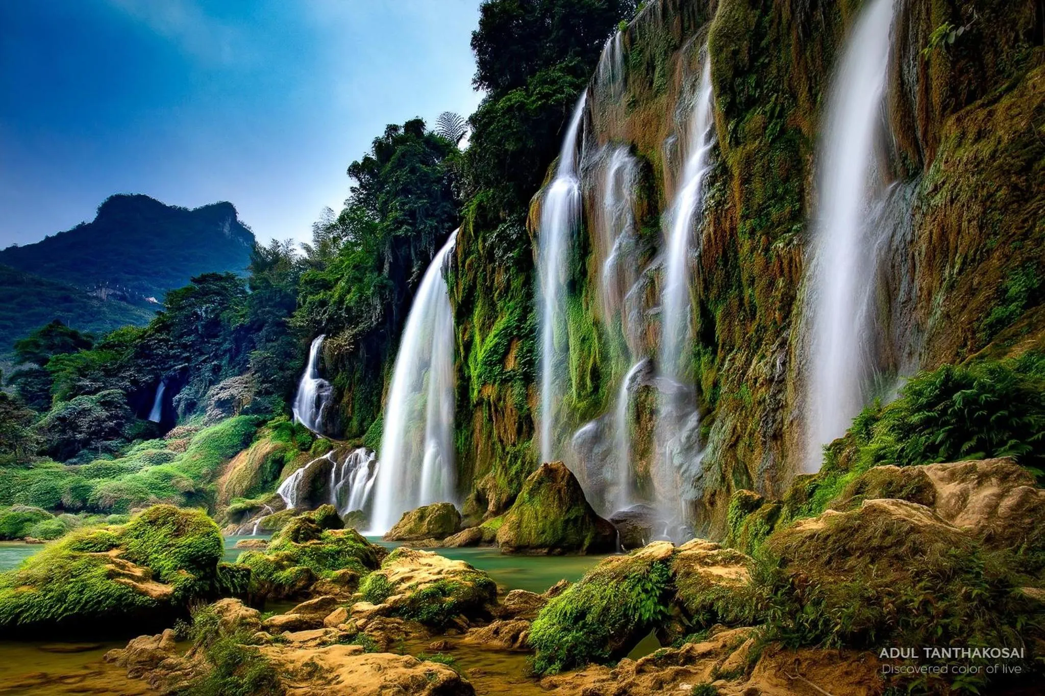 Nearby landmark in Jeanne Hotel