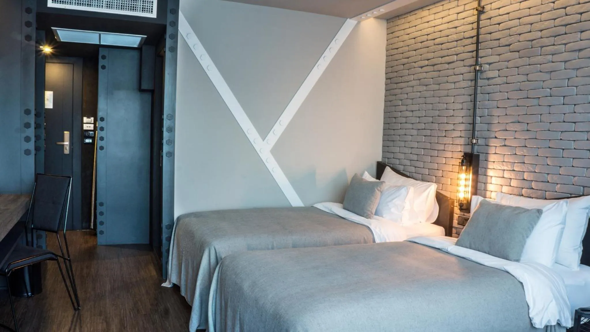 Bed in S Hadyai Hotel