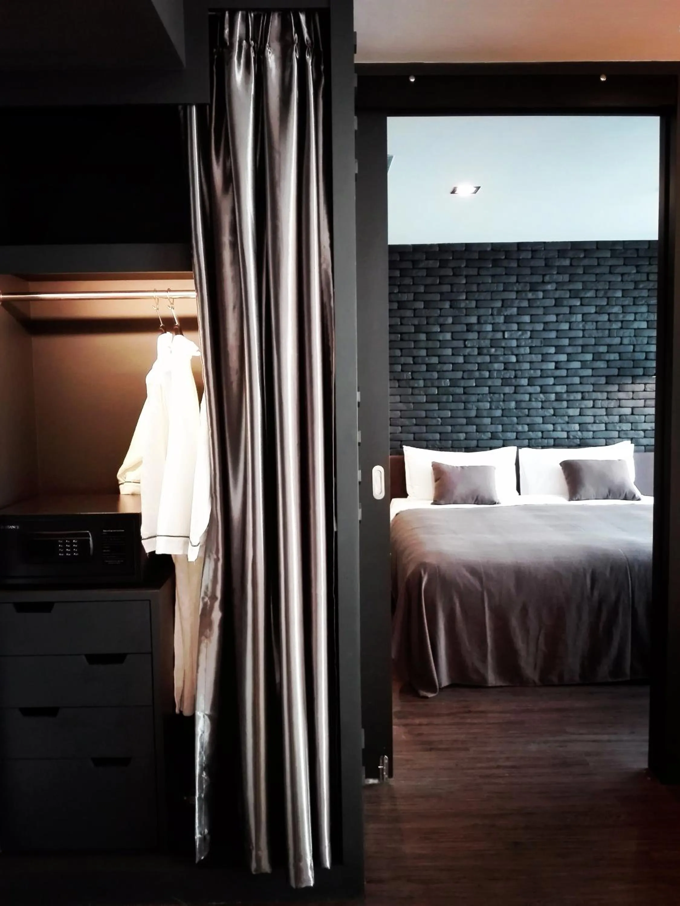 Bedroom, Bed in S Hadyai Hotel