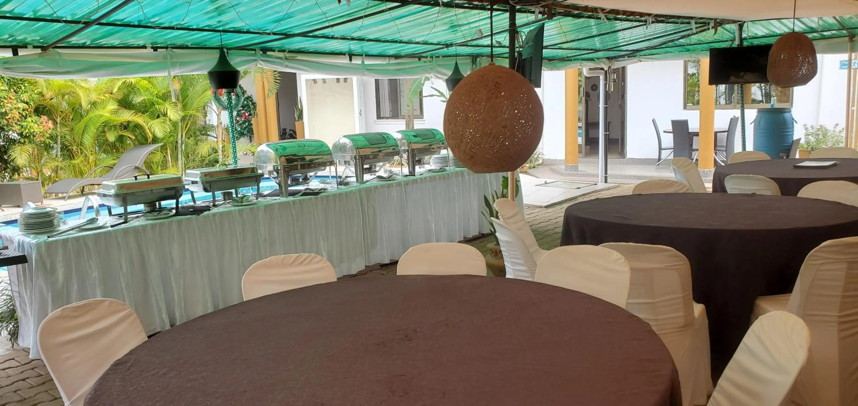 Property building in Mowicribs Hotel and Spa