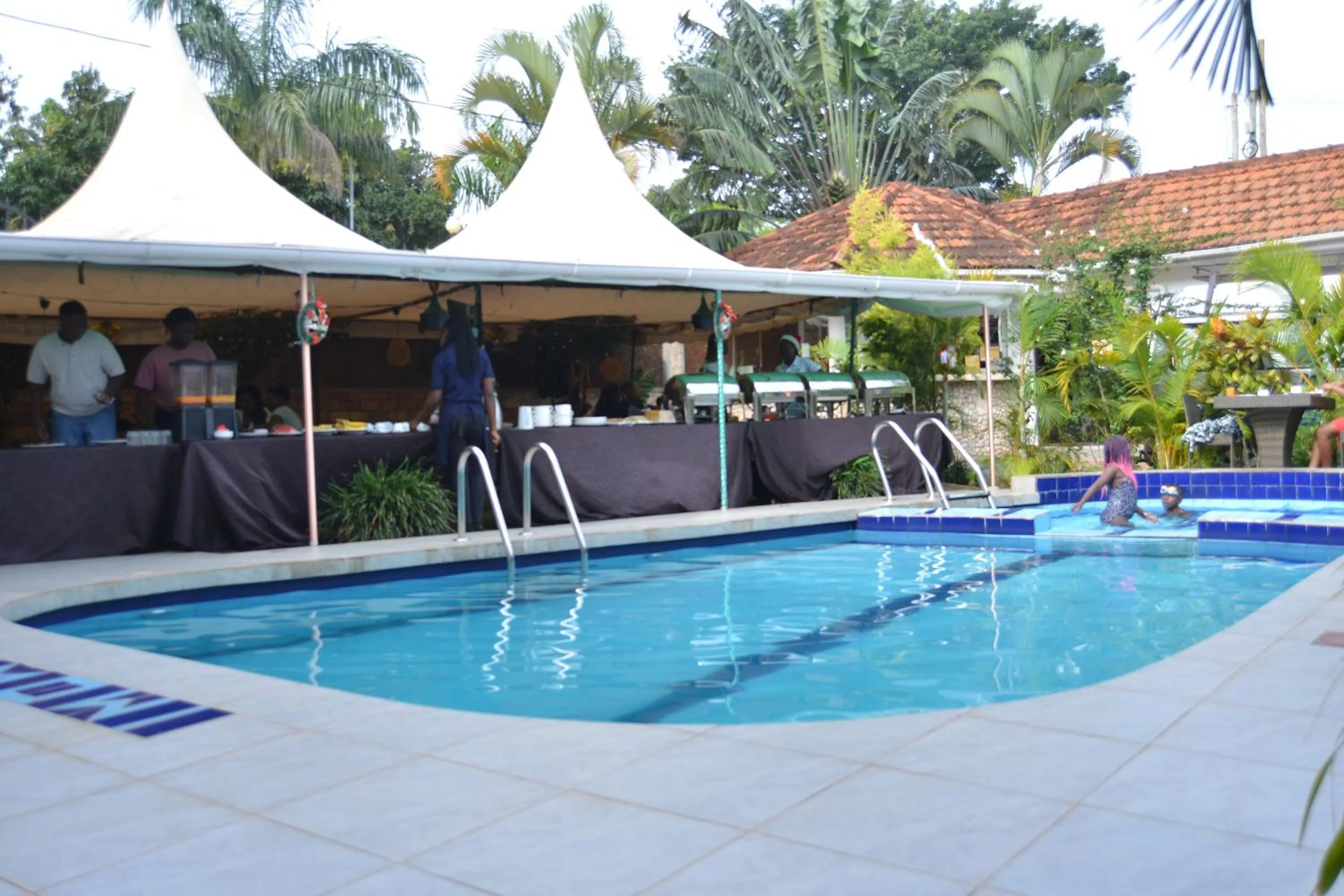 Restaurant/places to eat in Mowicribs Hotel and Spa