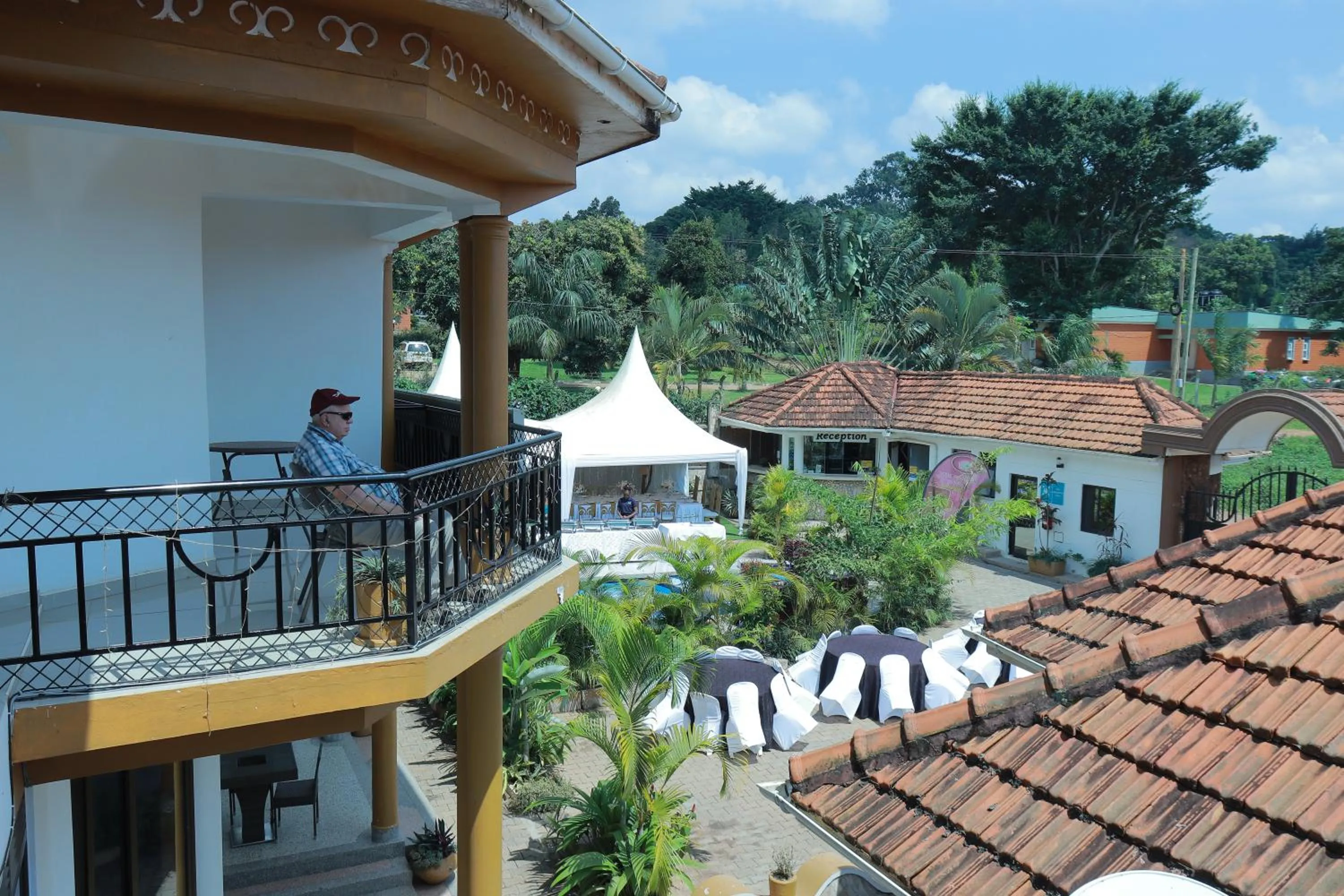 Patio in Mowicribs Hotel and Spa