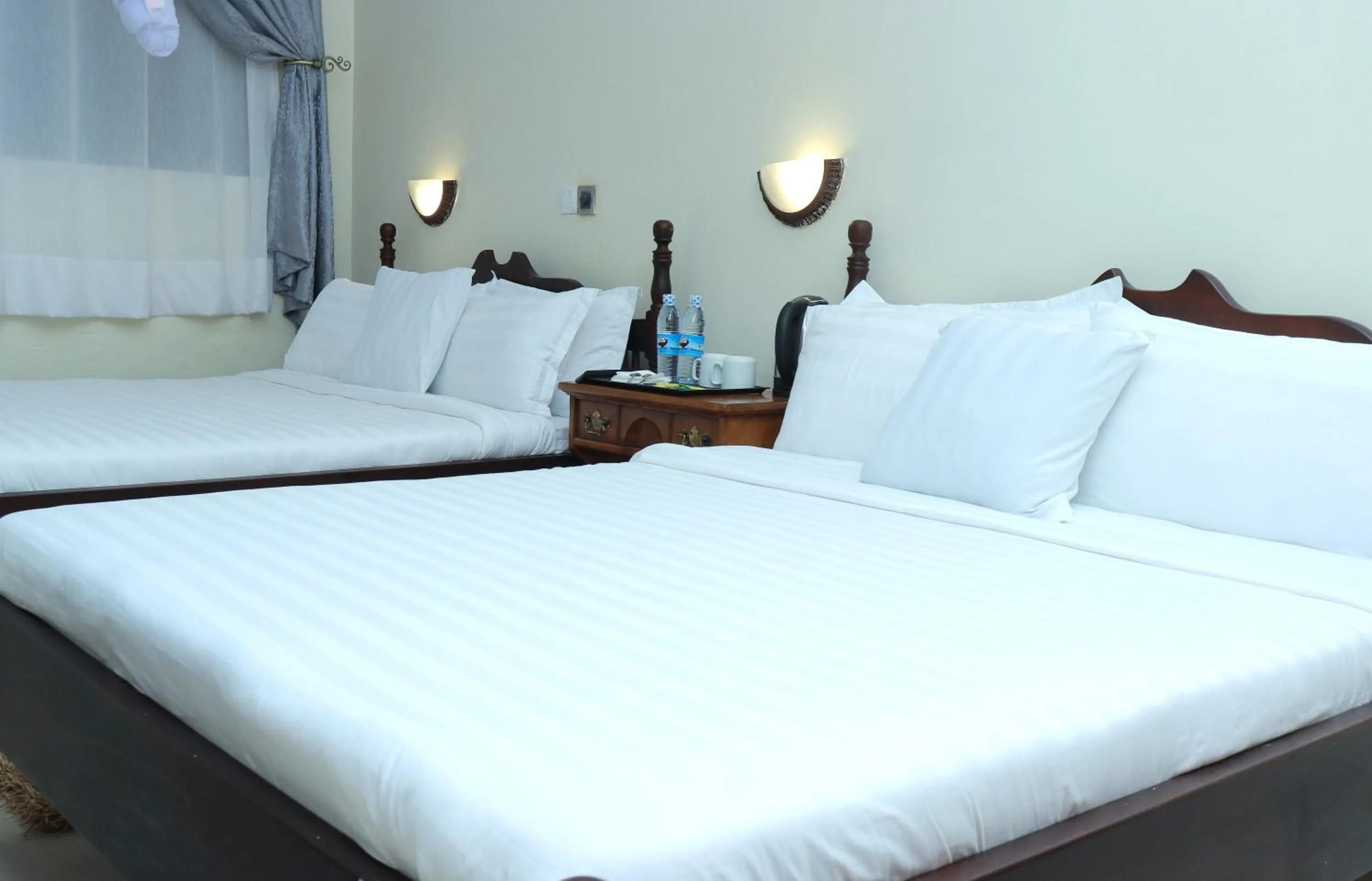 Coffee/tea facilities, Bed in Mowicribs Hotel and Spa