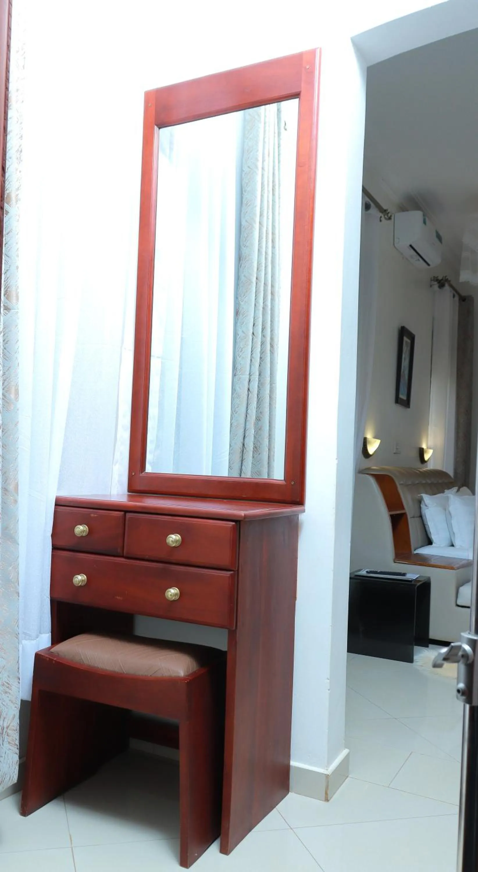 Bed in Mowicribs Hotel and Spa