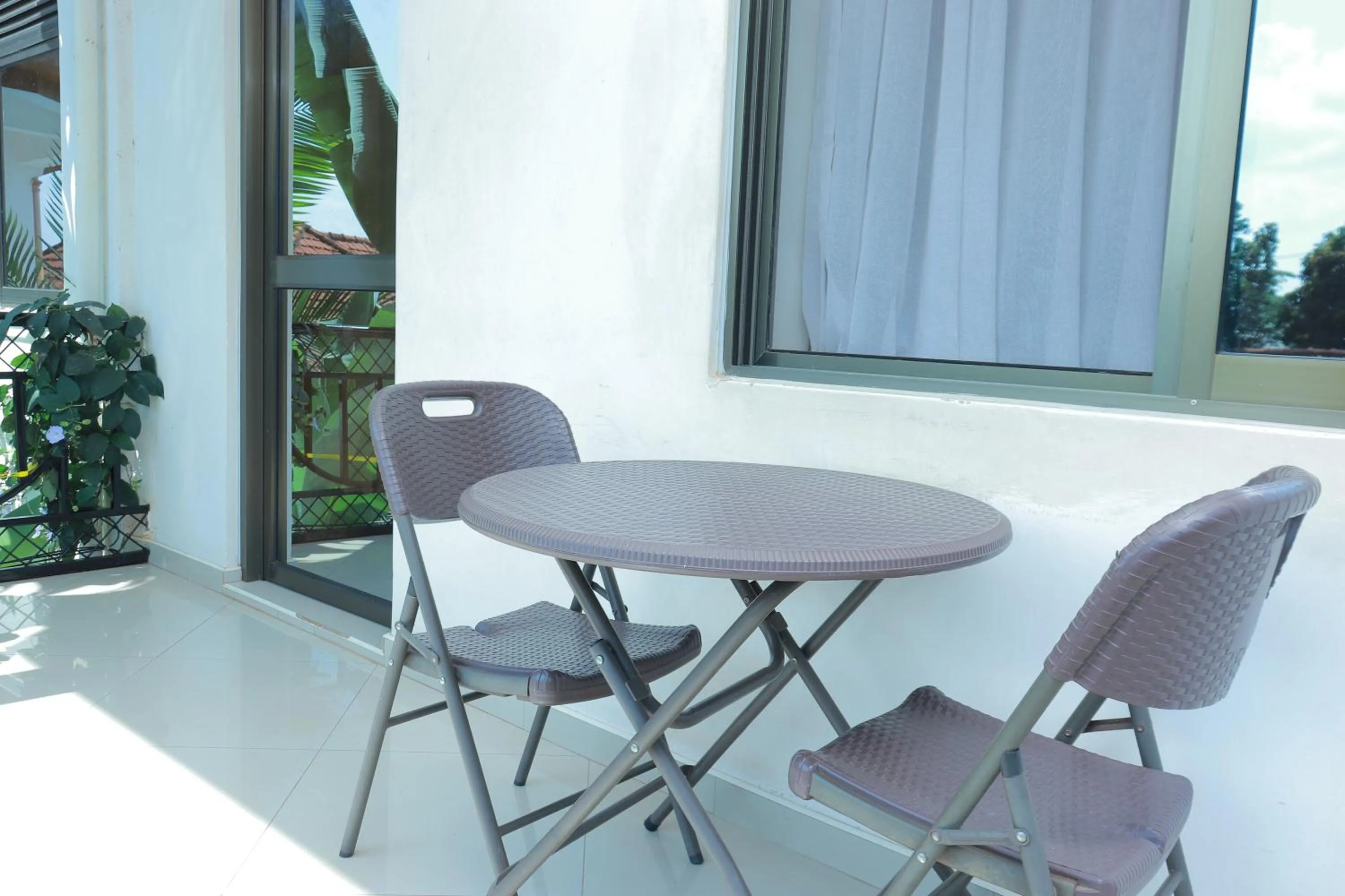 Patio in Mowicribs Hotel and Spa