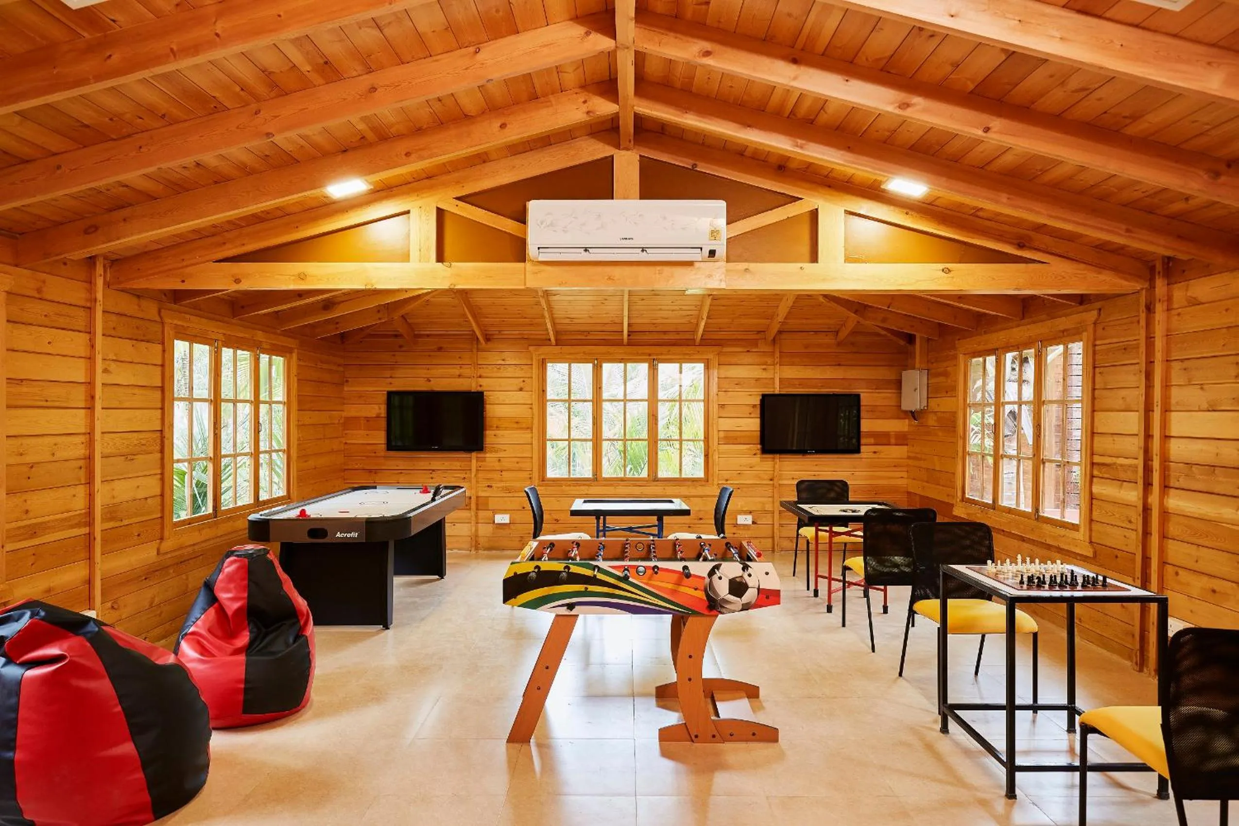 Billiard in Sterling Anaikatti