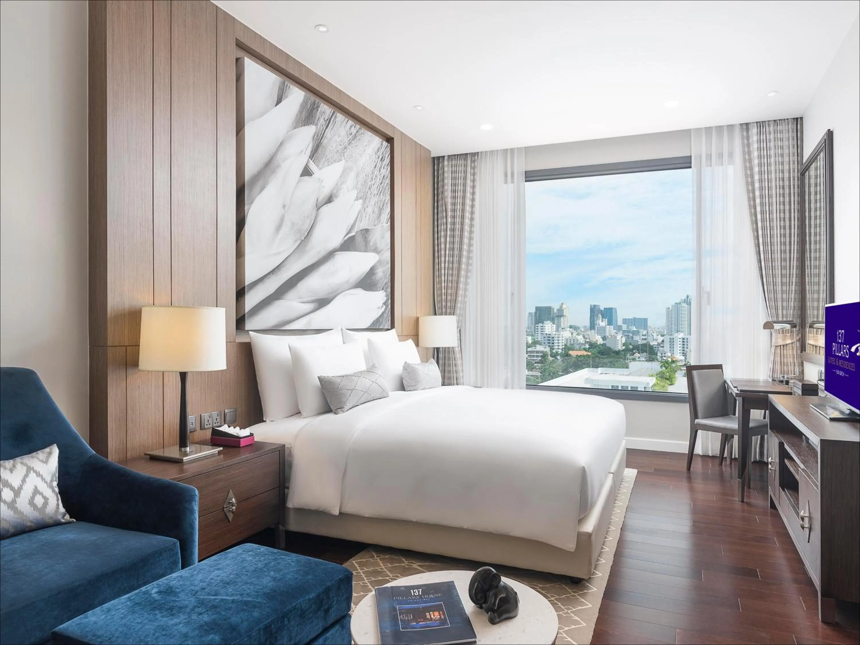 Bedroom, Bed in 137 Pillars Residences Bangkok