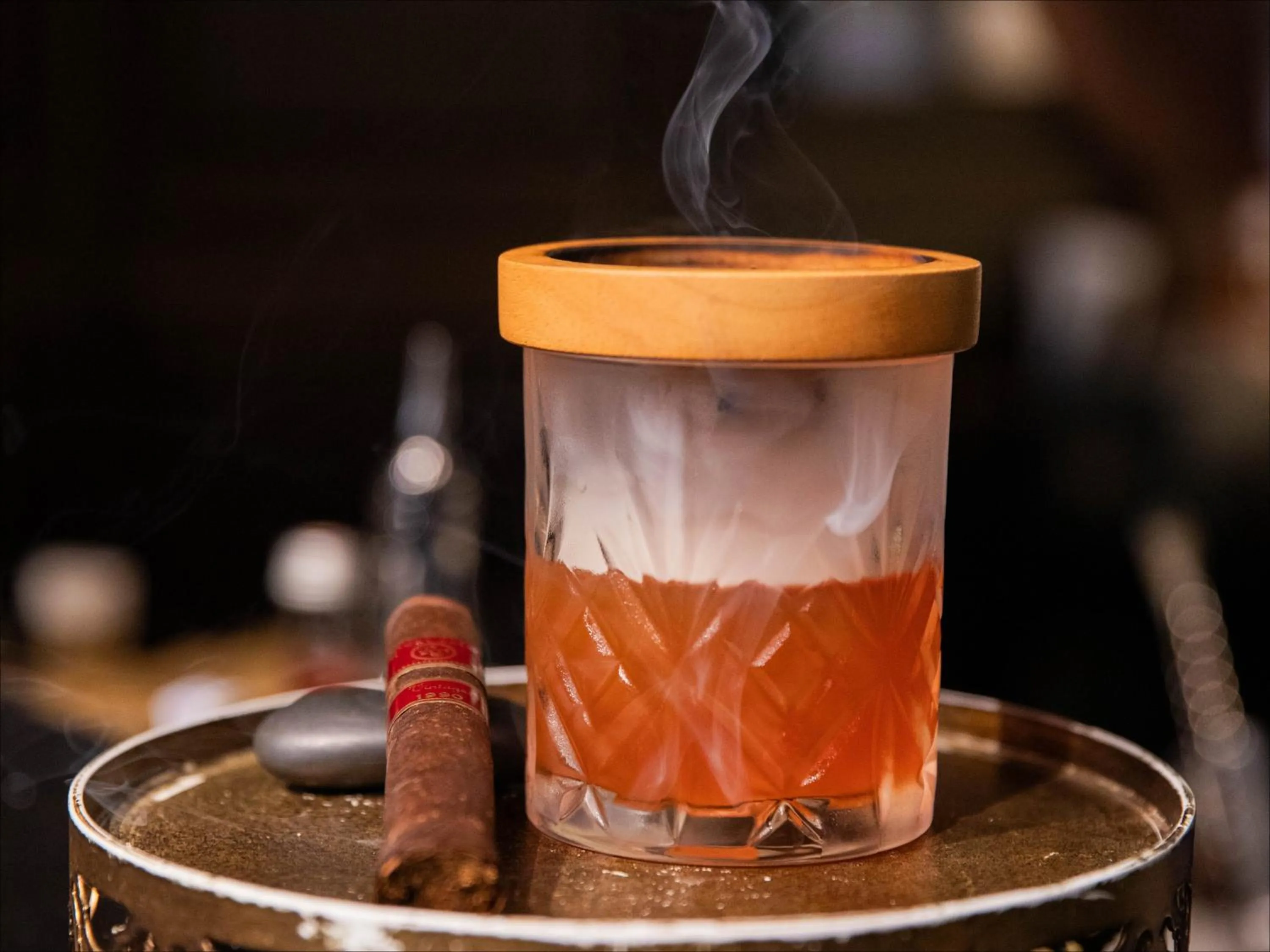 Lounge or bar in 137 Pillars Suites Bangkok