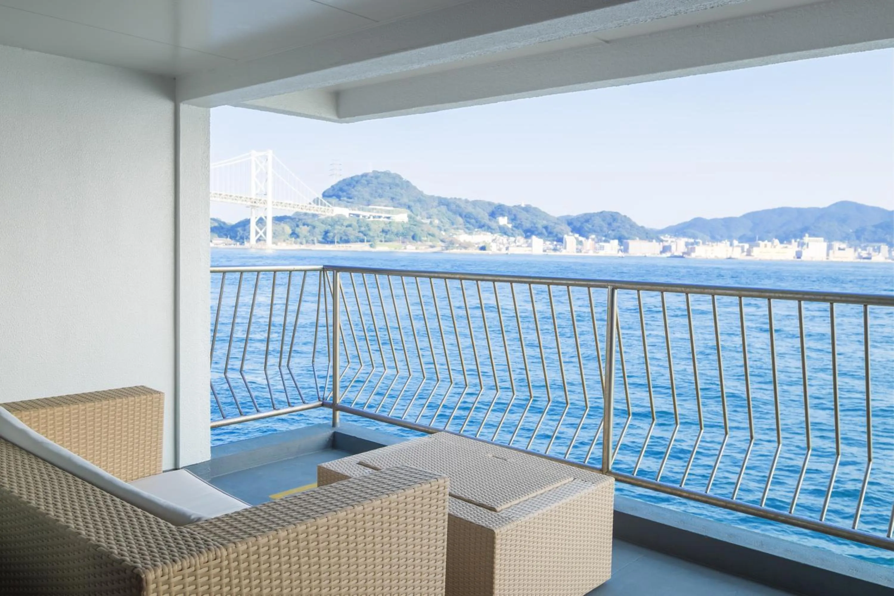 Lounge or bar in uzuhouse