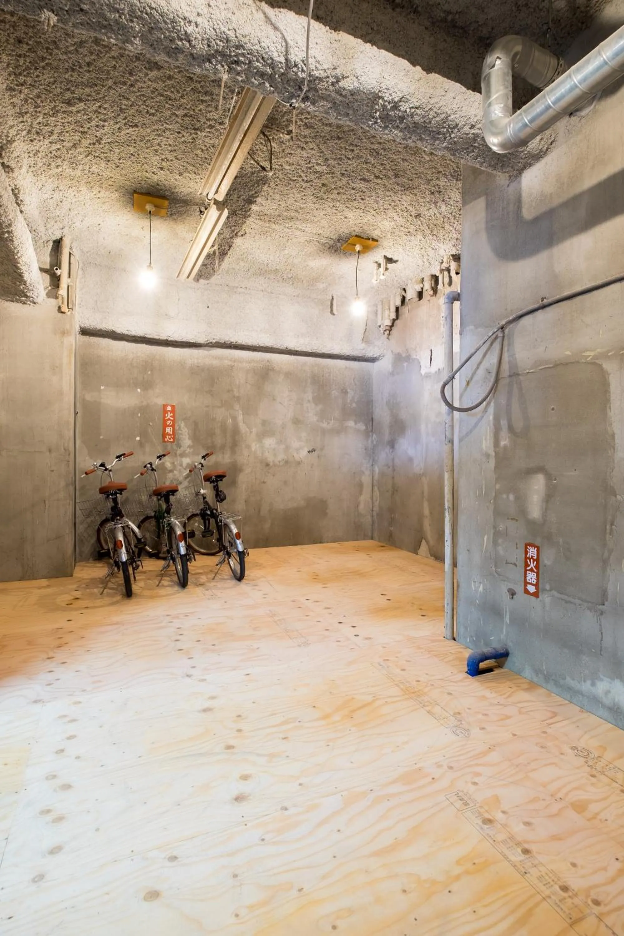 Area and facilities in uzuhouse