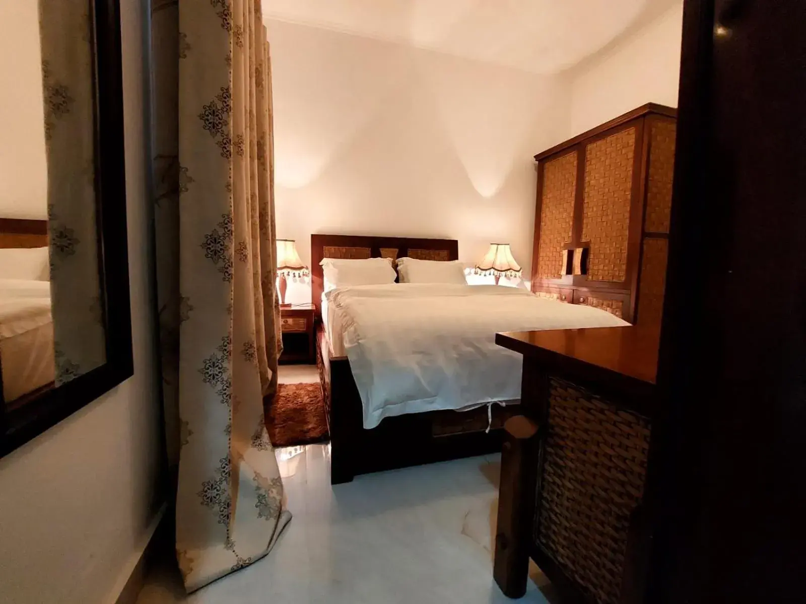 Economy Double Room in Hotel Residencial Ramire-Tour Economy Double Room in Hotel Residencial Ramire-Tour