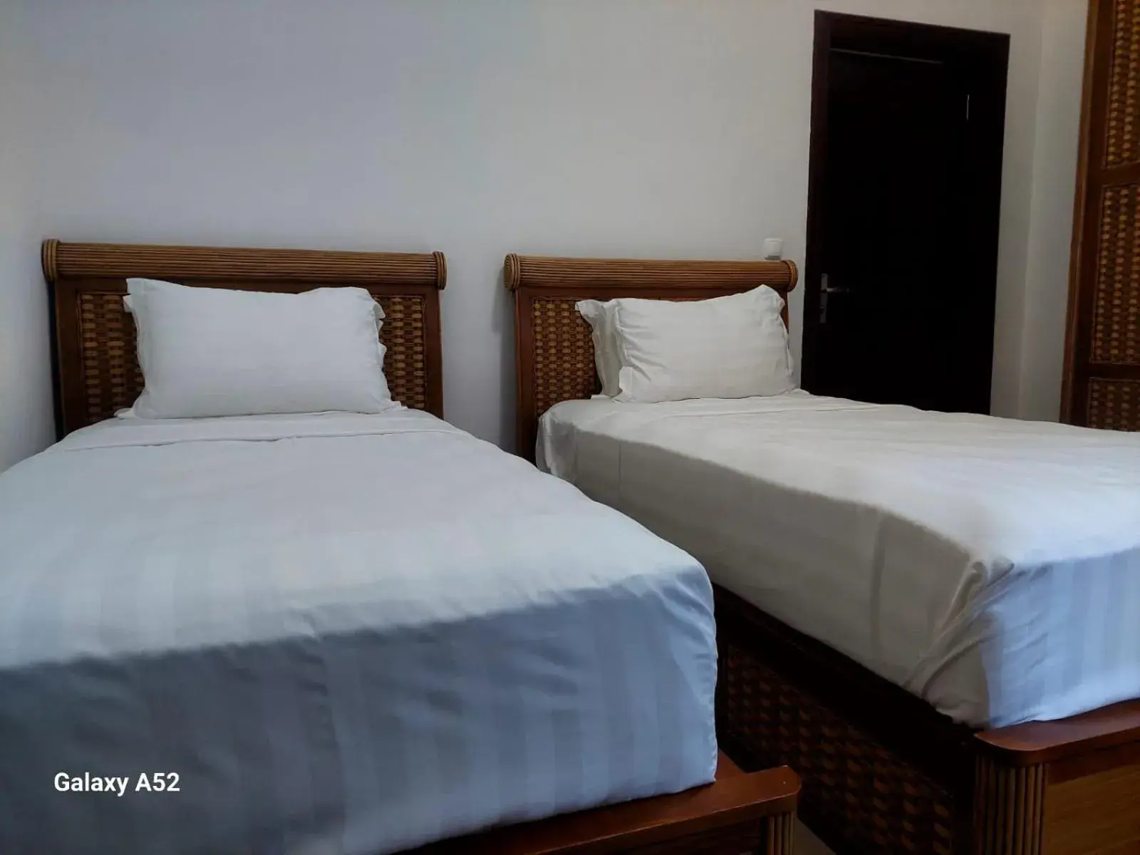 Standard Twin Room with Mountain View in Hotel Residencial Ramire-Tour Standard Twin Room with Mountain View in Hotel Residencial Ramire-Tour