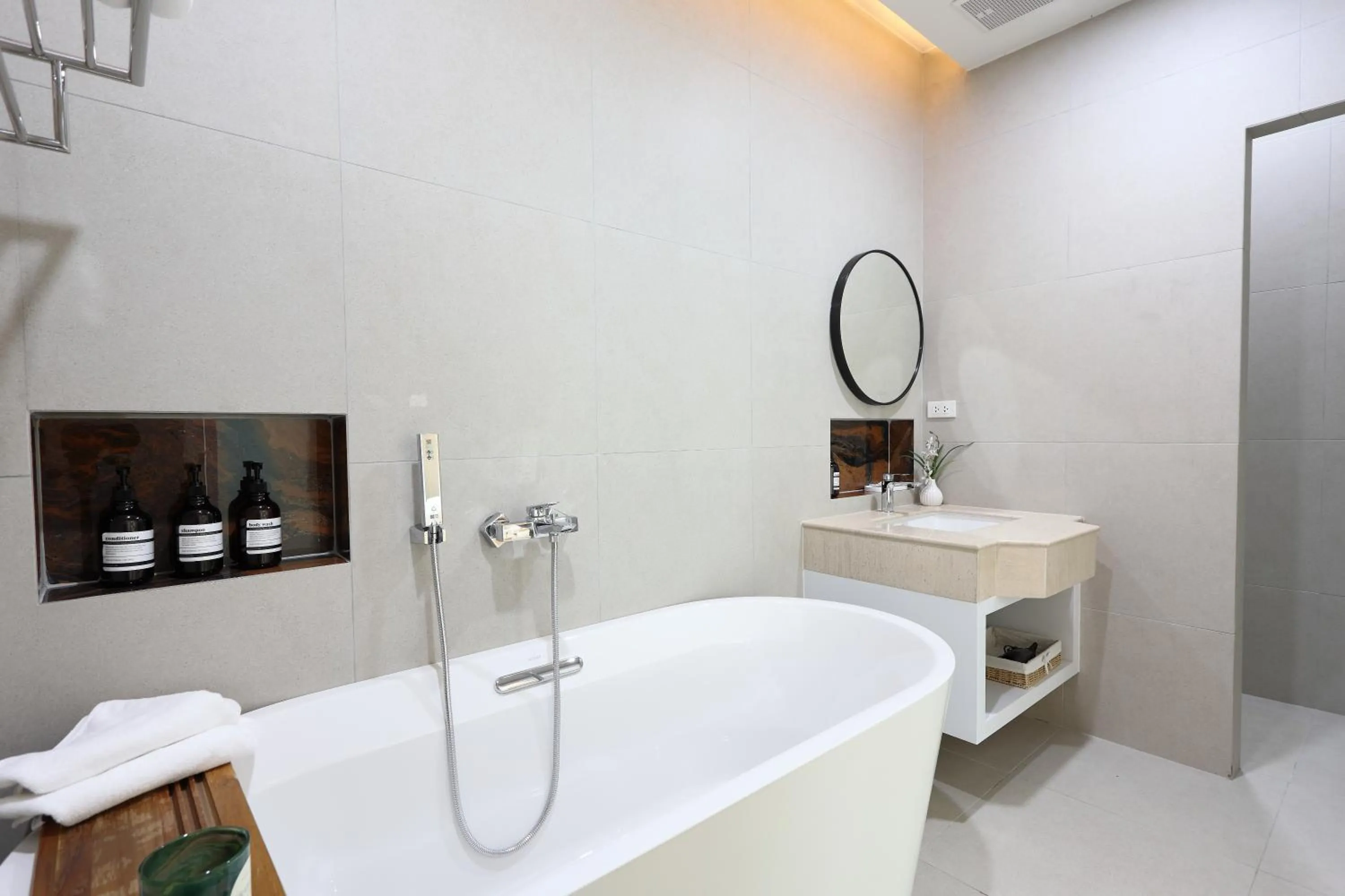 The Malika Hotel - SHA Extra Plus