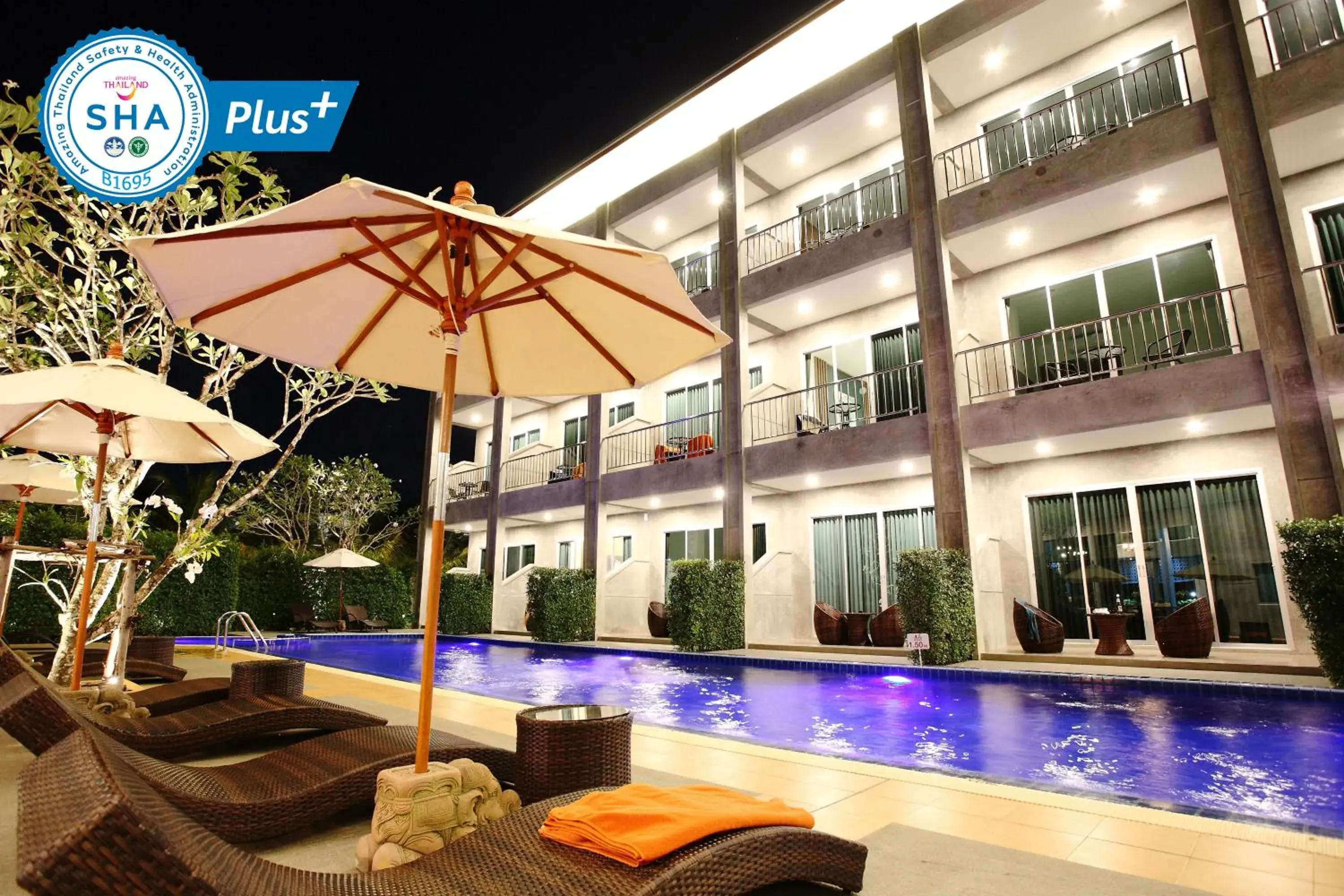 Twin Room with City View in The Malika Hotel - SHA Extra Plus Twin Room with City View in The Malika Hotel - SHA Extra Plus