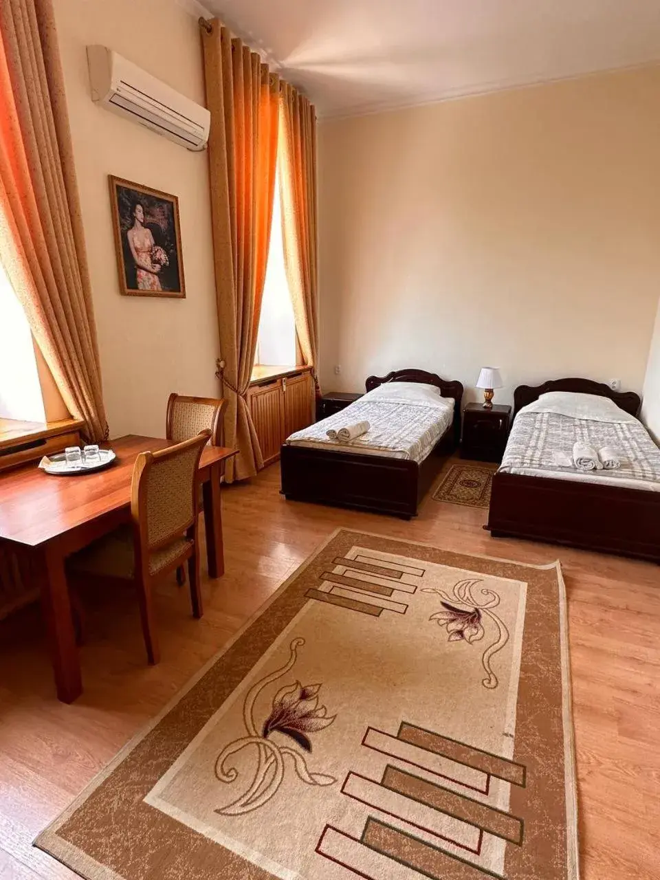 Standard Twin Room in Hotel Latif Samarkand Standard Twin Room in Hotel Latif Samarkand