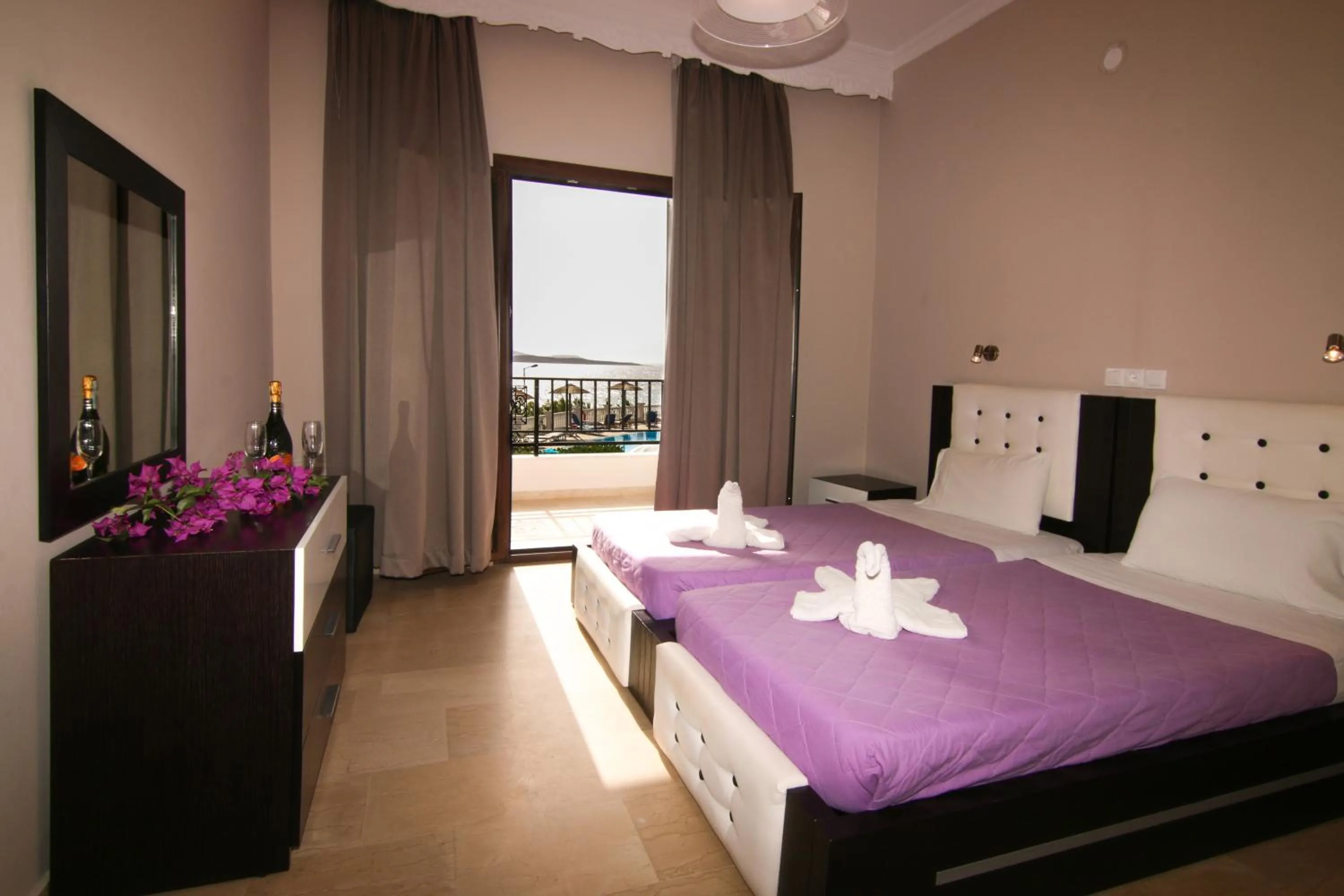 Bed in Tereza's Sunset Hotel