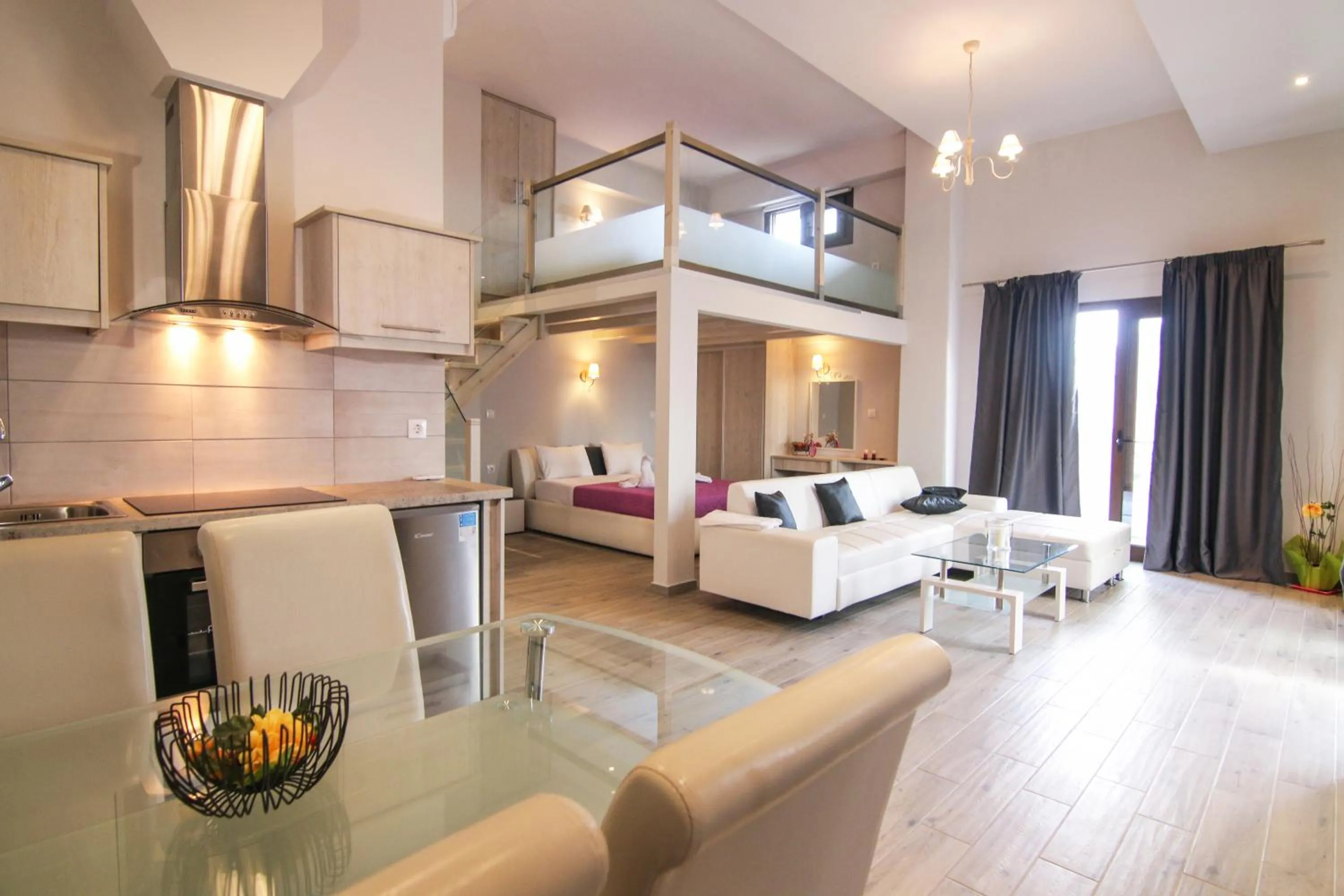 Tereza's Sunset Hotel