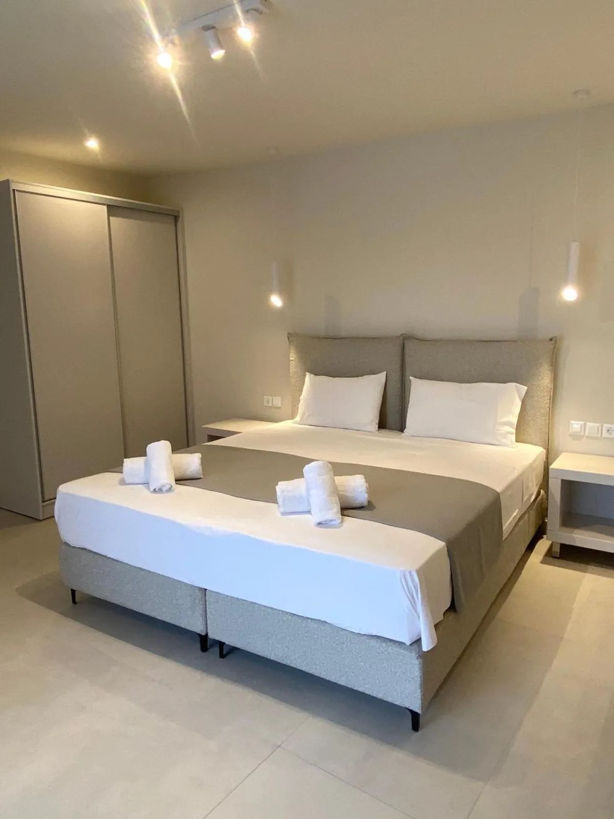 Bed in Tereza's Sunset Hotel