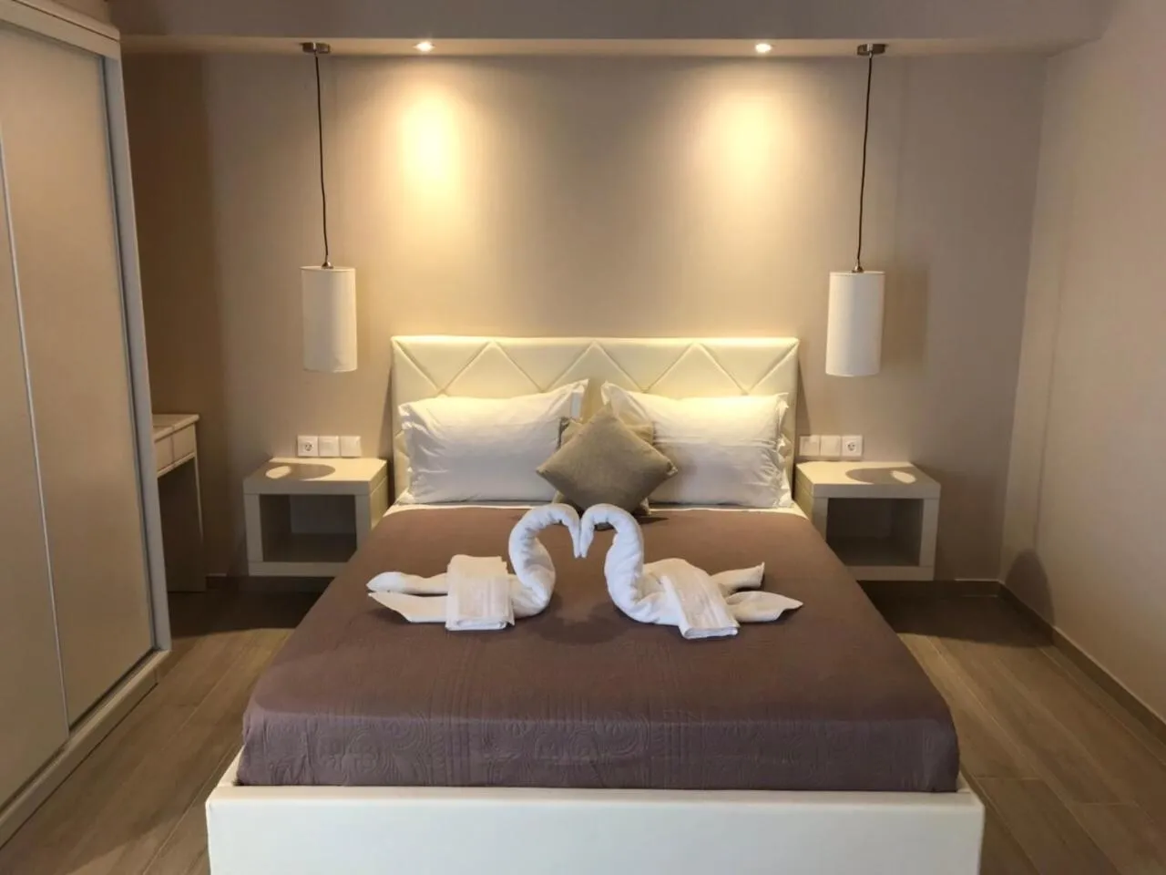Bed in Tereza's Sunset Hotel