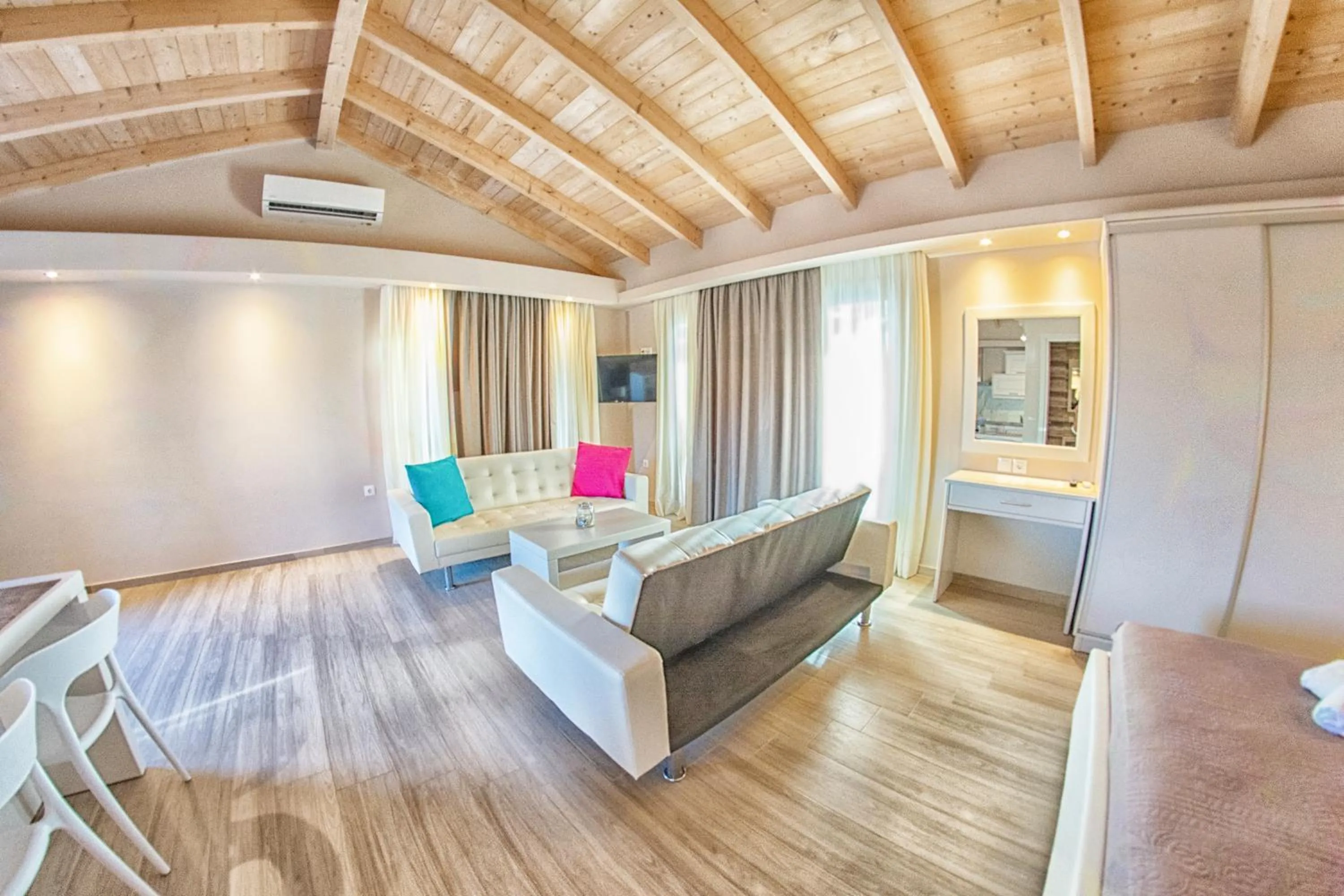 Tereza's Sunset Hotel