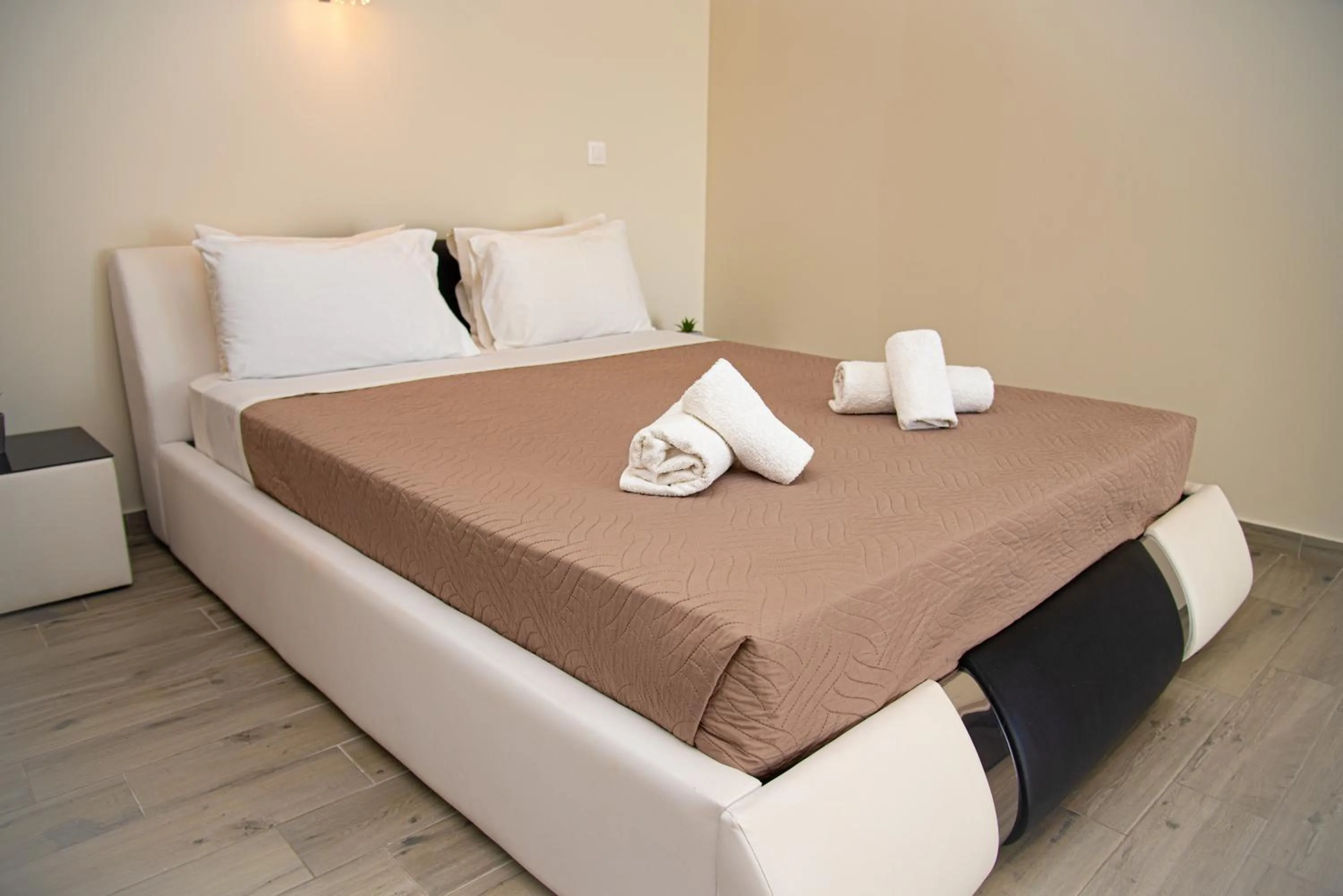 Bed in Tereza's Sunset Hotel