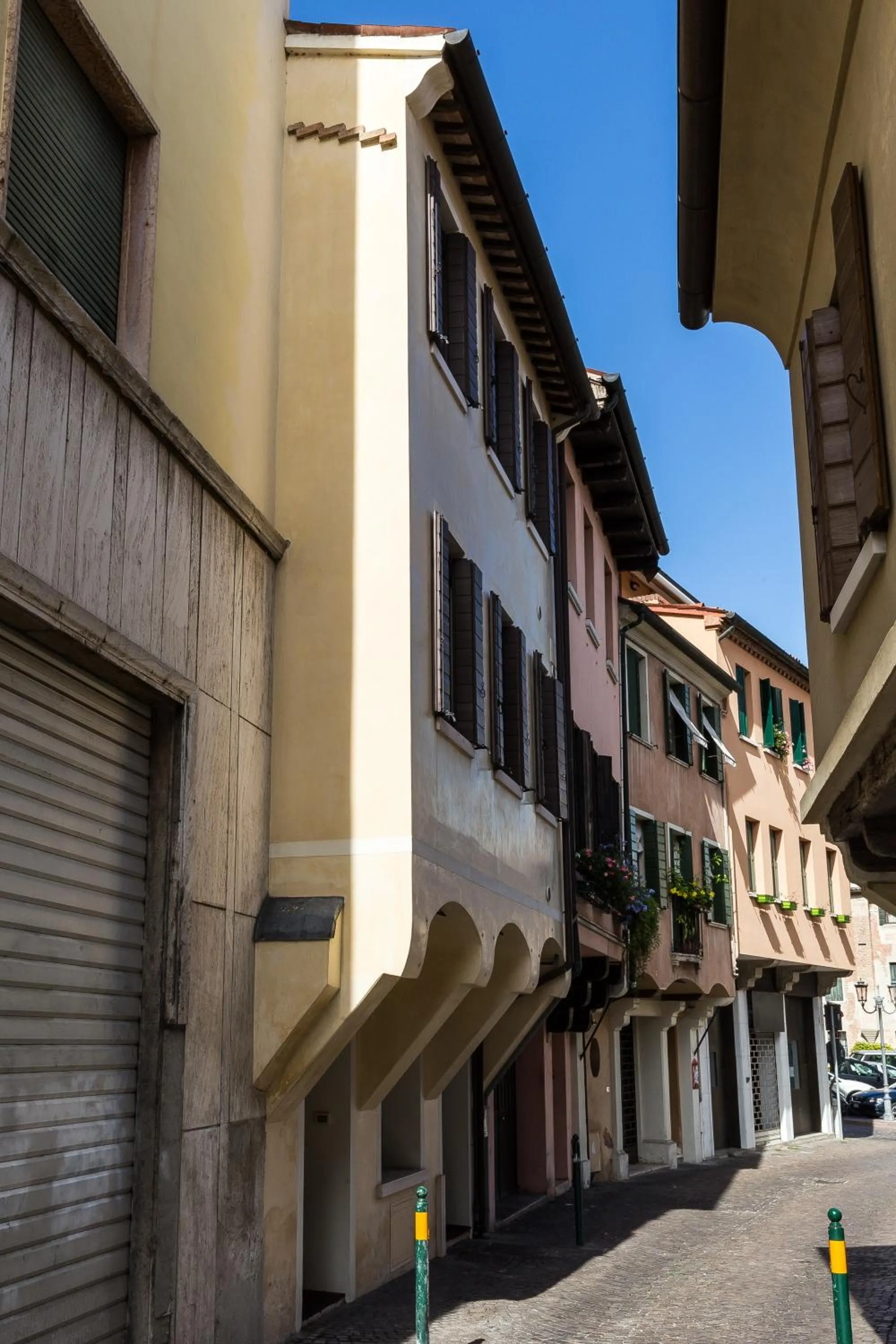 Facade/entrance in Castelmenardo39