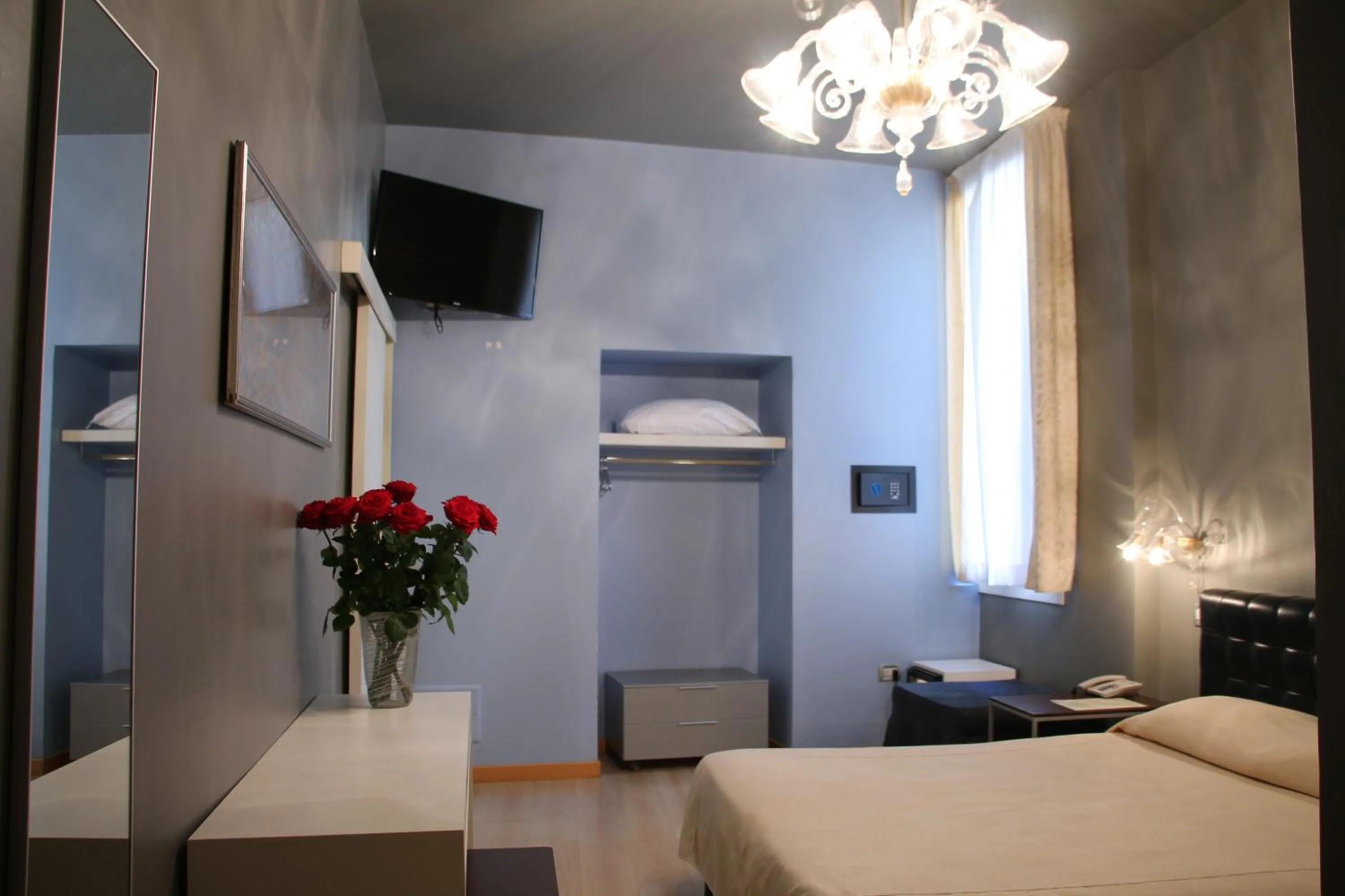 Bedroom, Bed in Albergo al Tiepolo