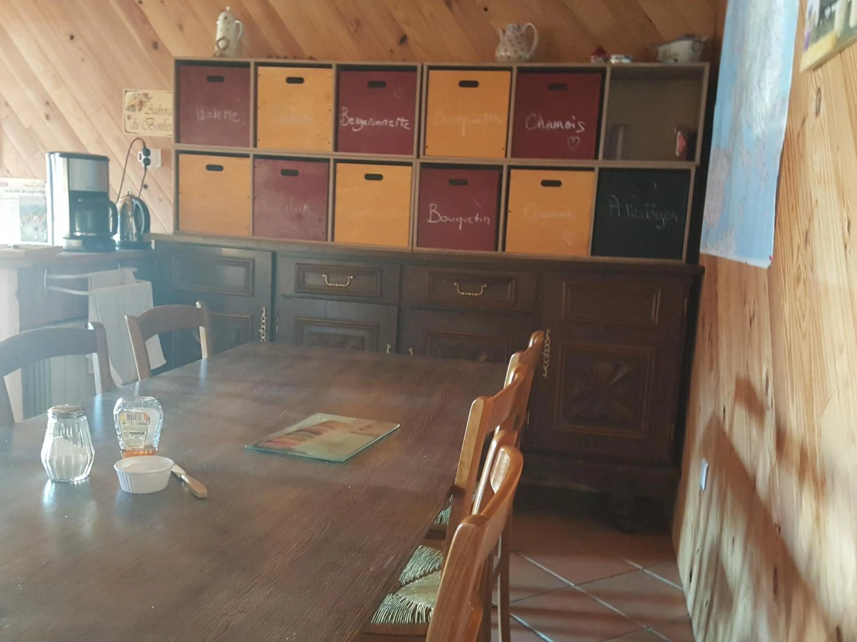 Dining area in Relais des castors