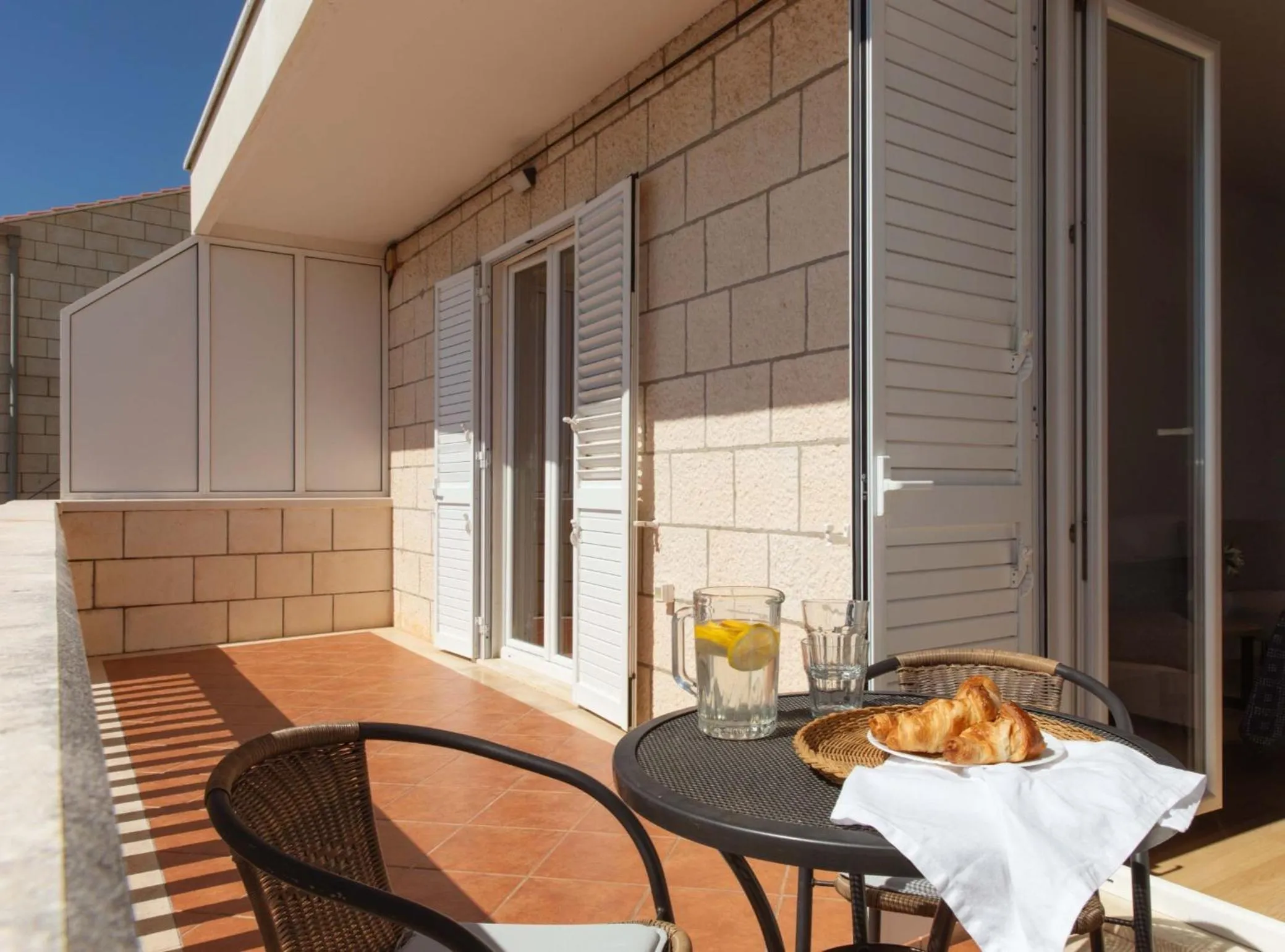Dining area in Apartments Bonavista