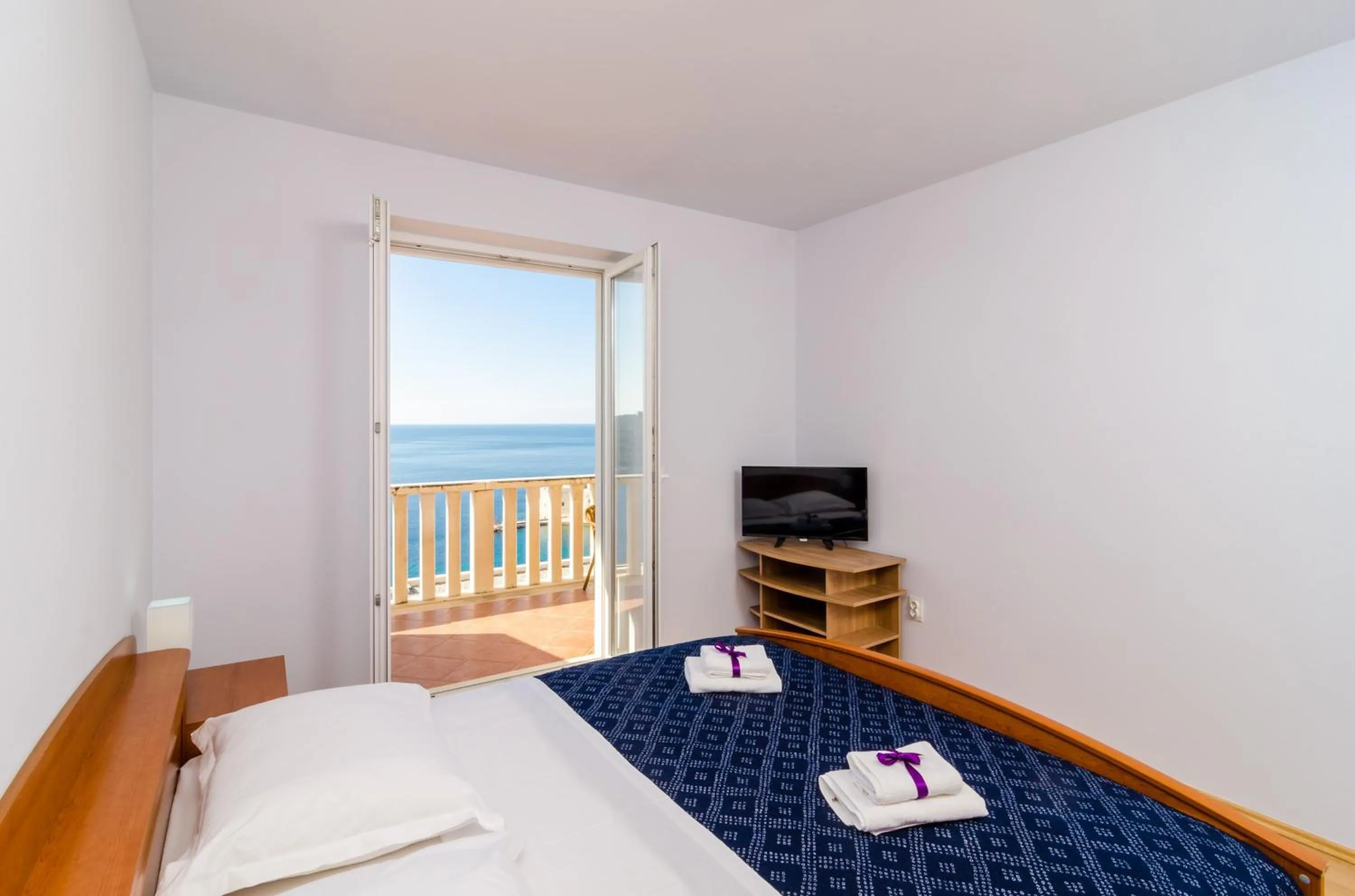 Bedroom, Bed in Apartments Bonavista