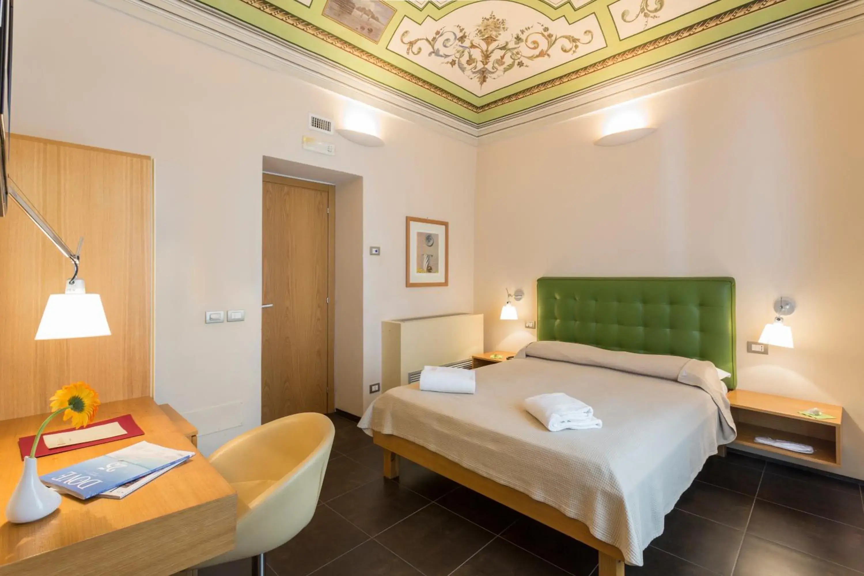 Photo of the whole room, Bed in Hotel Novecento