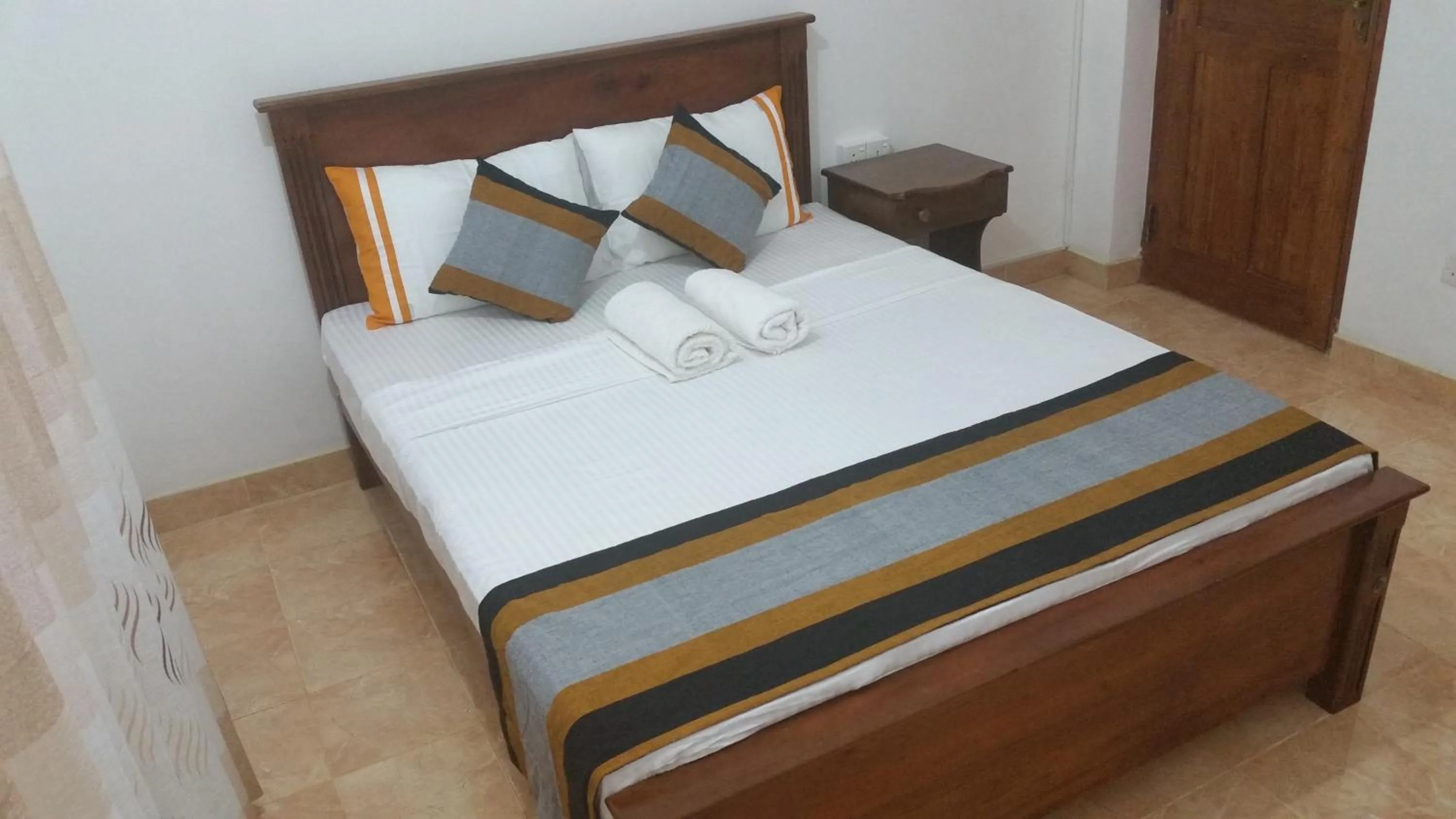 Bed in Sanasuma Rest