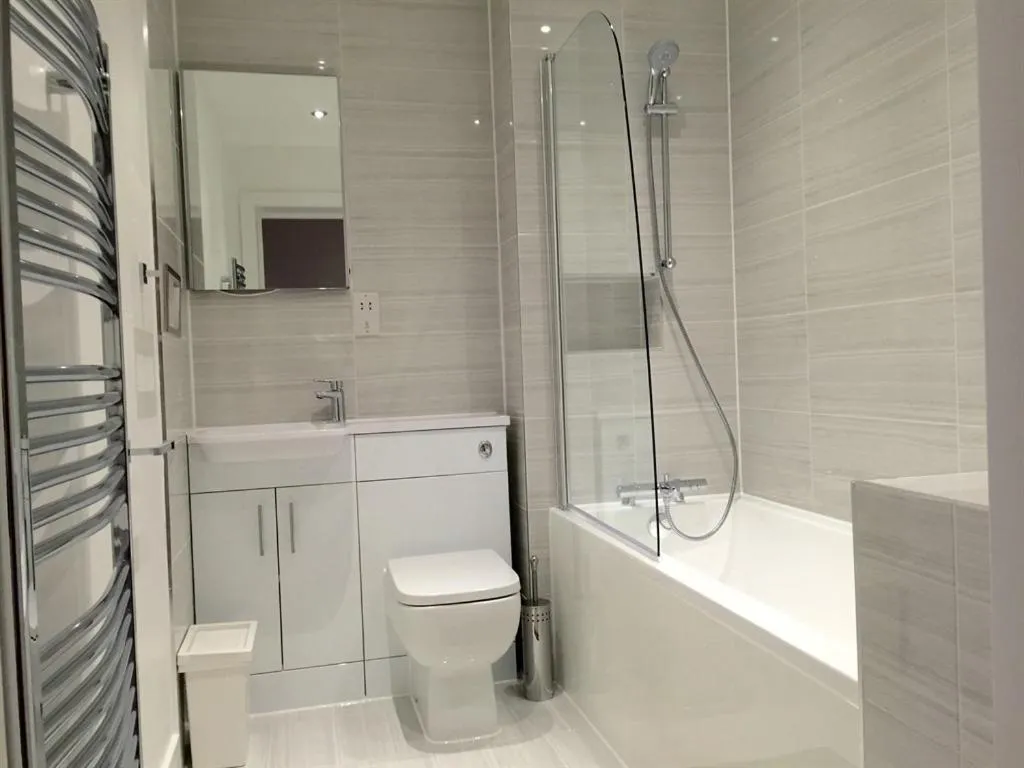 Bathroom in Ilford Tower Apartments