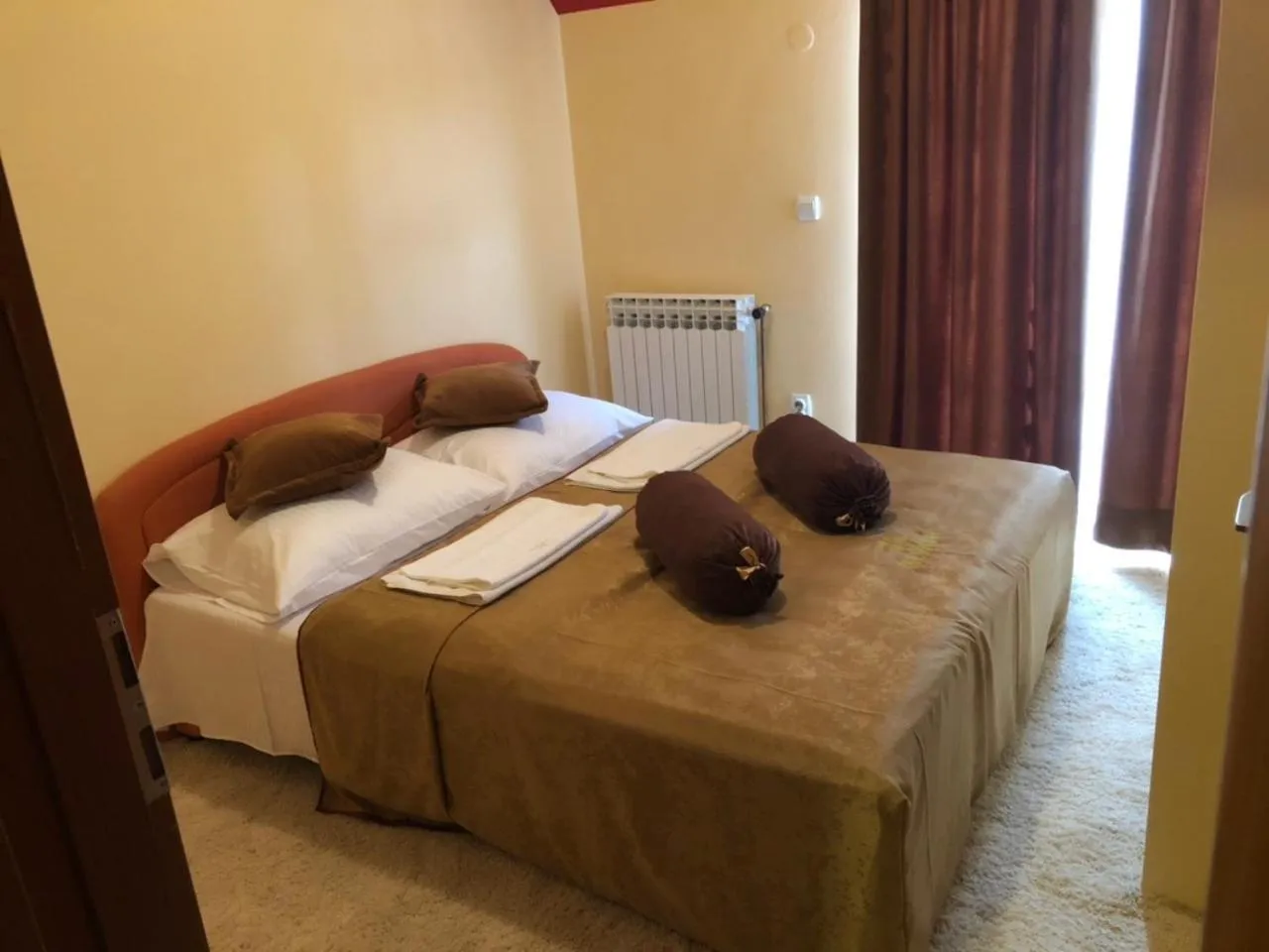 Bed in Hotel Dva Goluba