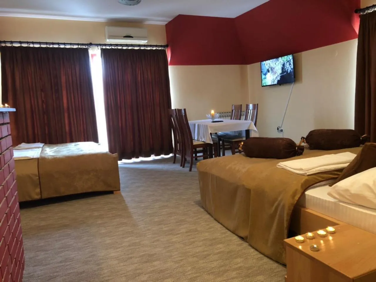 Bed in Hotel Dva Goluba