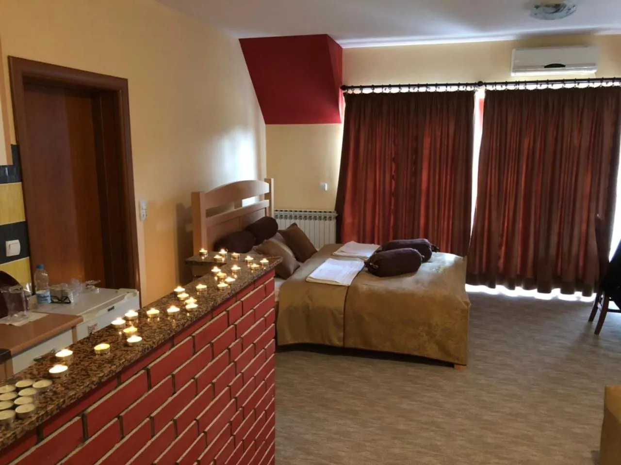 Bed in Hotel Dva Goluba