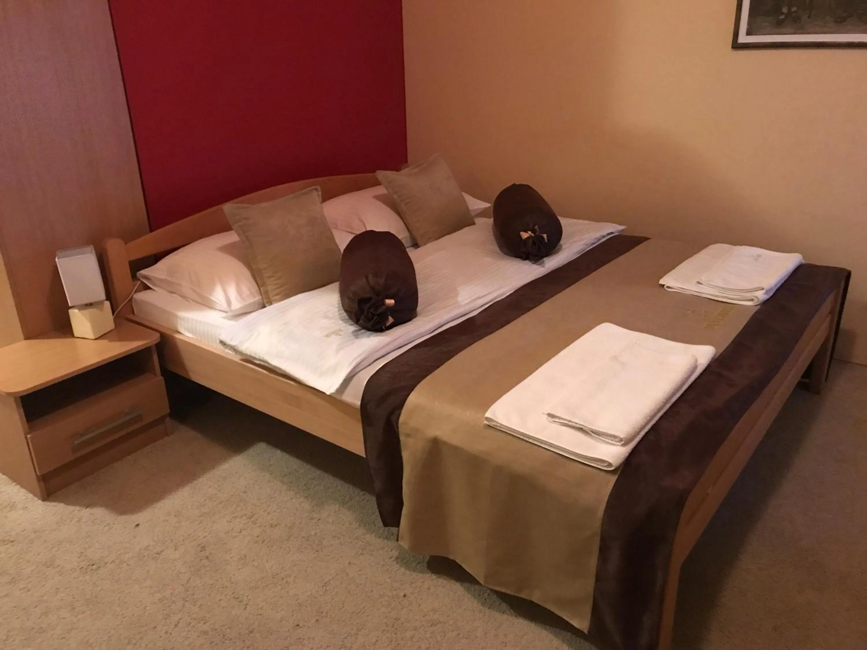 Bed in Hotel Dva Goluba