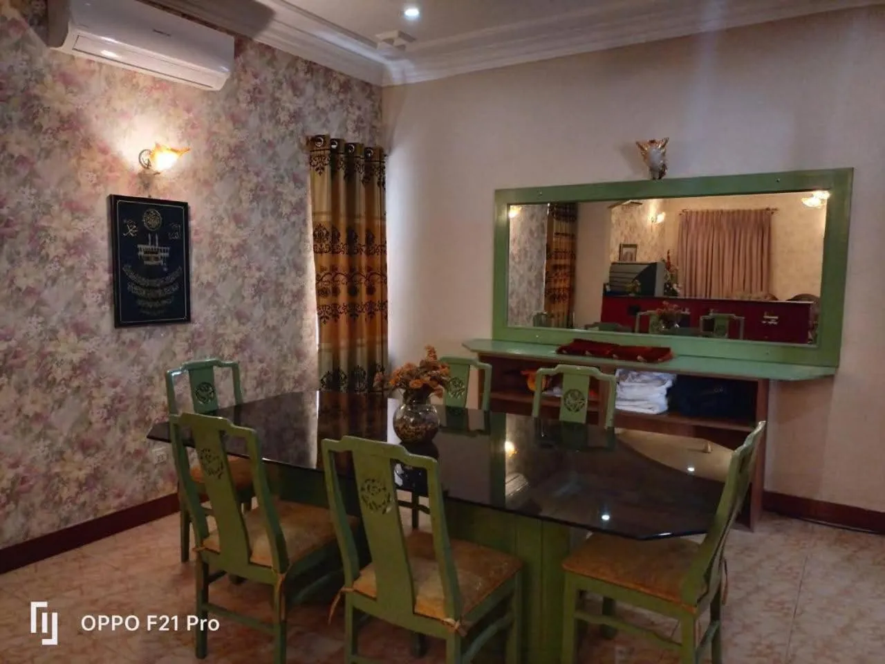 Dining area in Seaview Guest House