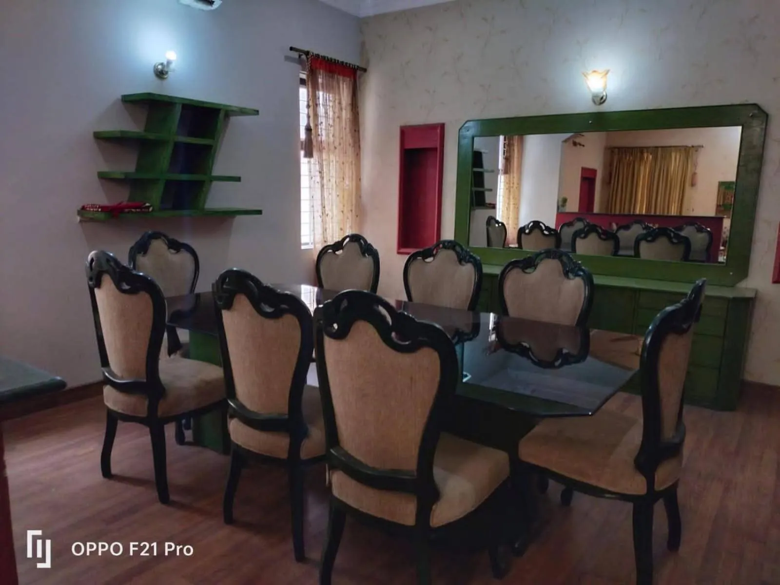 Living room in Seaview Guest House