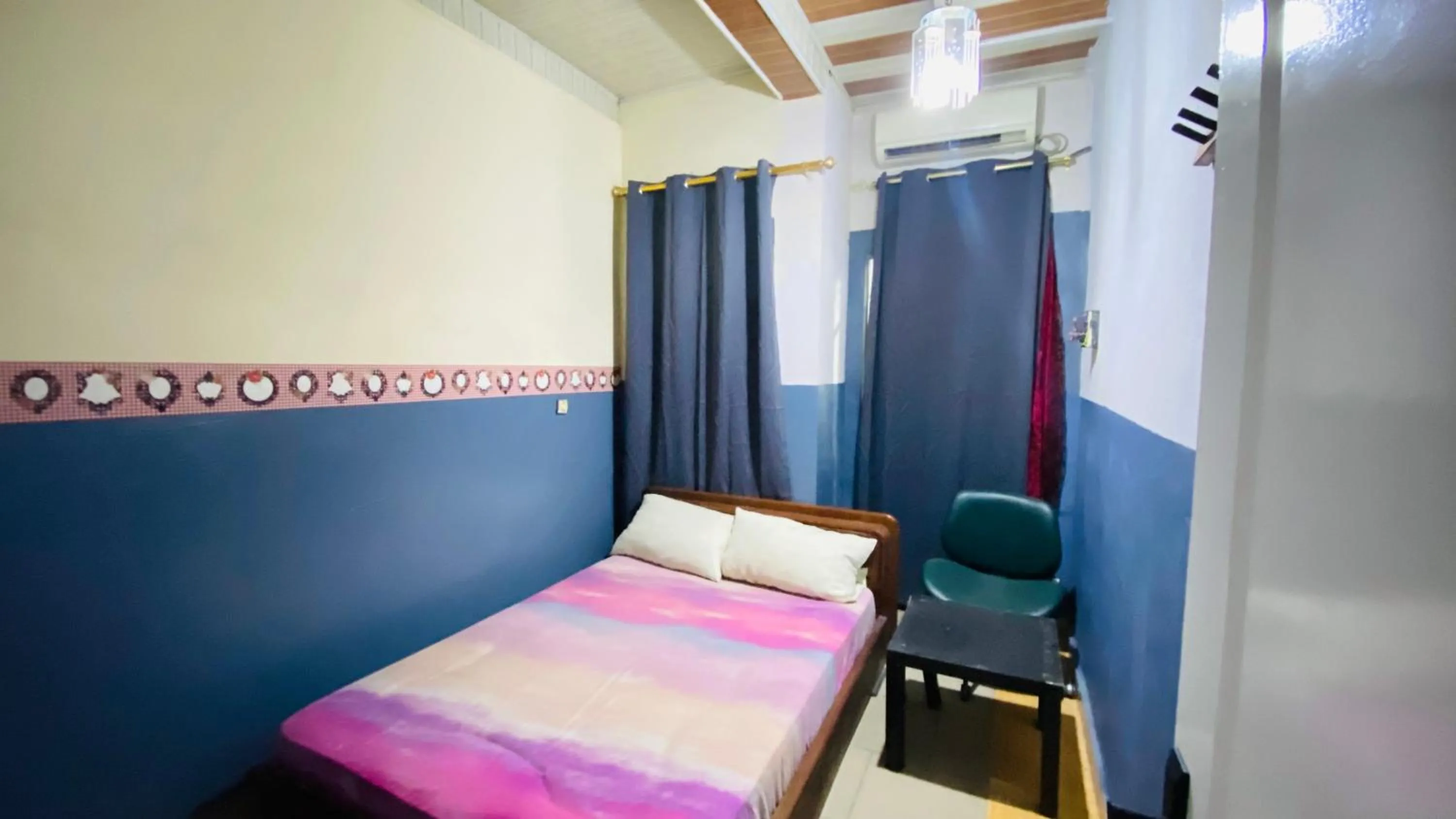 Bed in Flat Hôtel Alpha