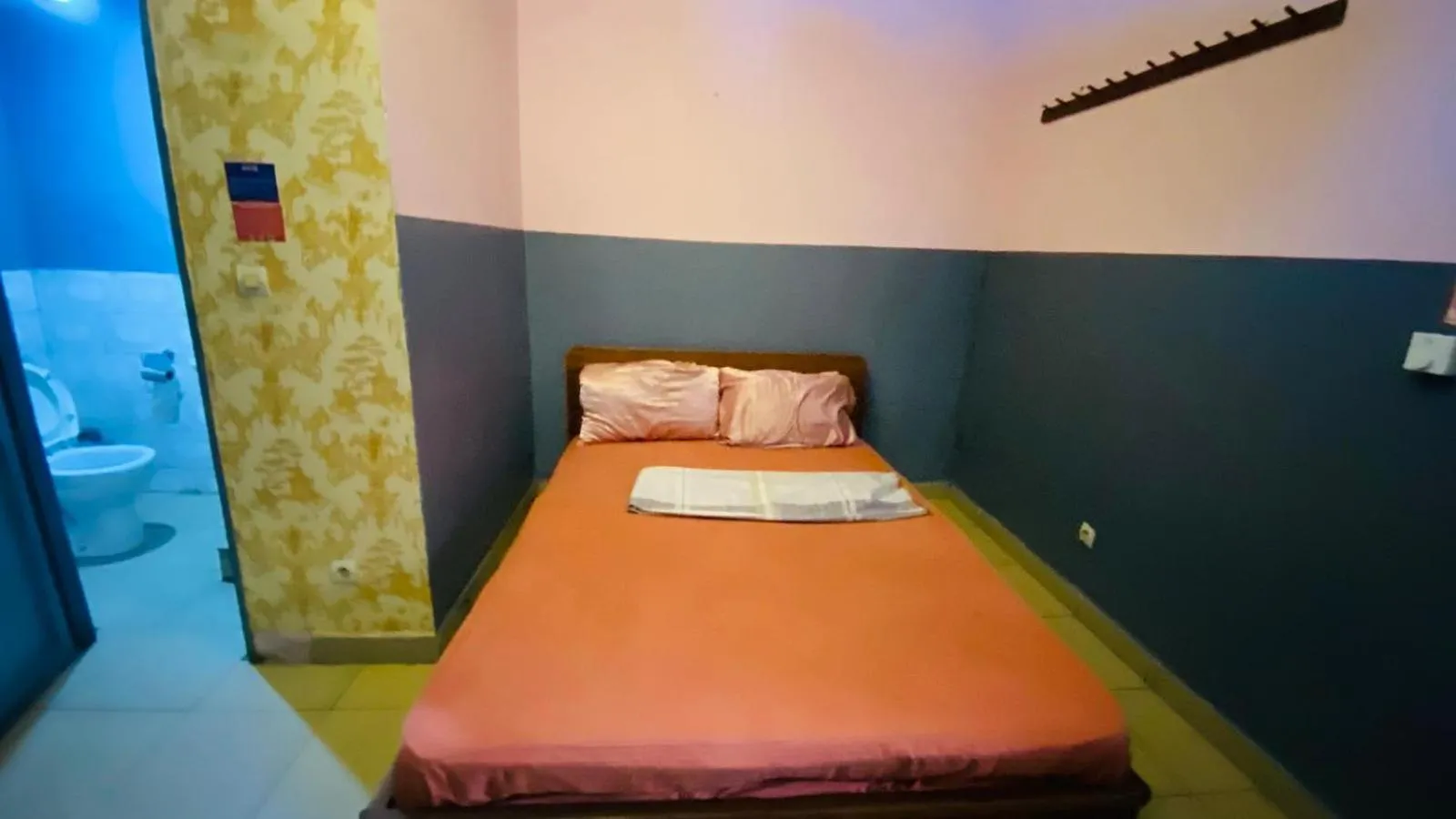 Bed in Flat Hôtel Alpha